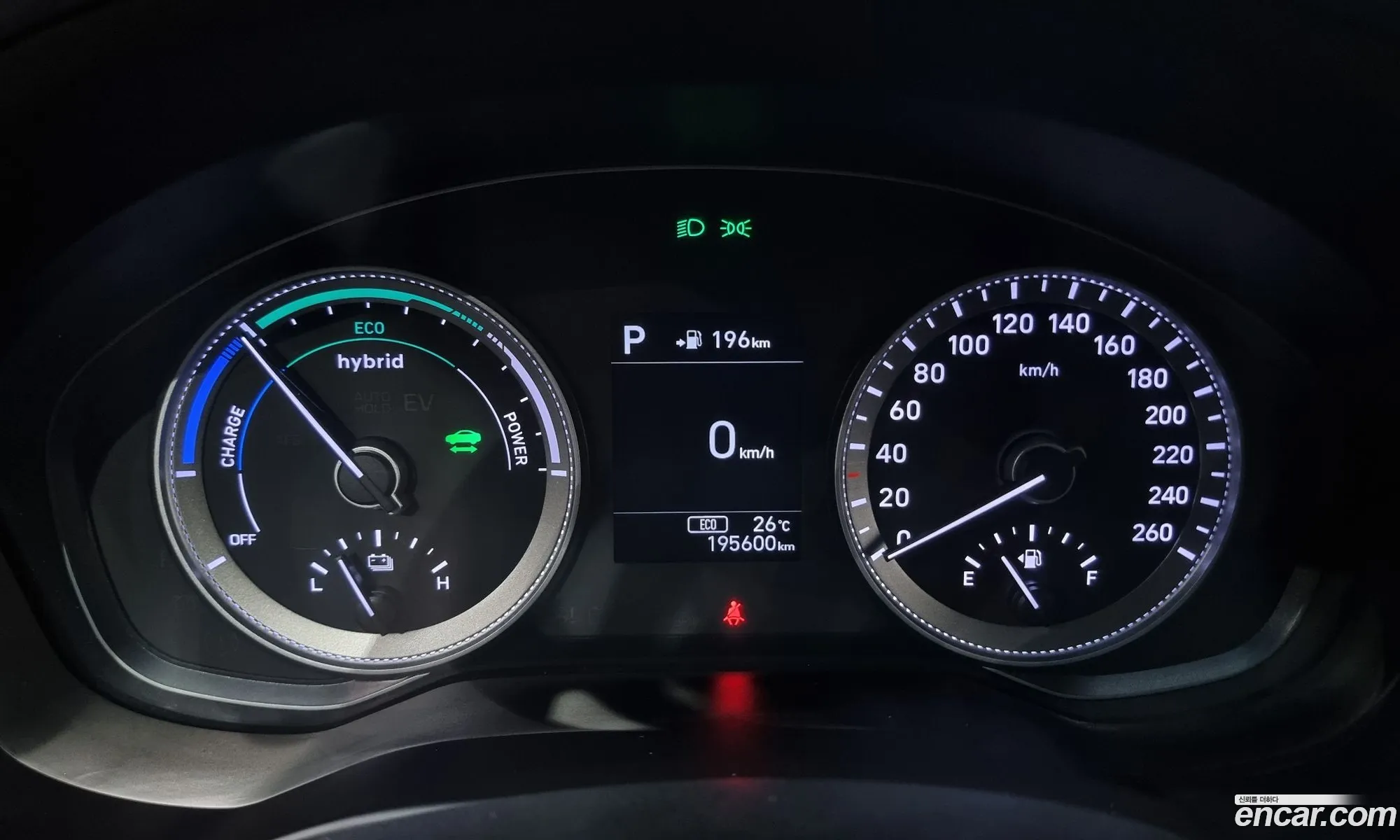Hyundai Grandeur IG Hybrid 2018 — 18