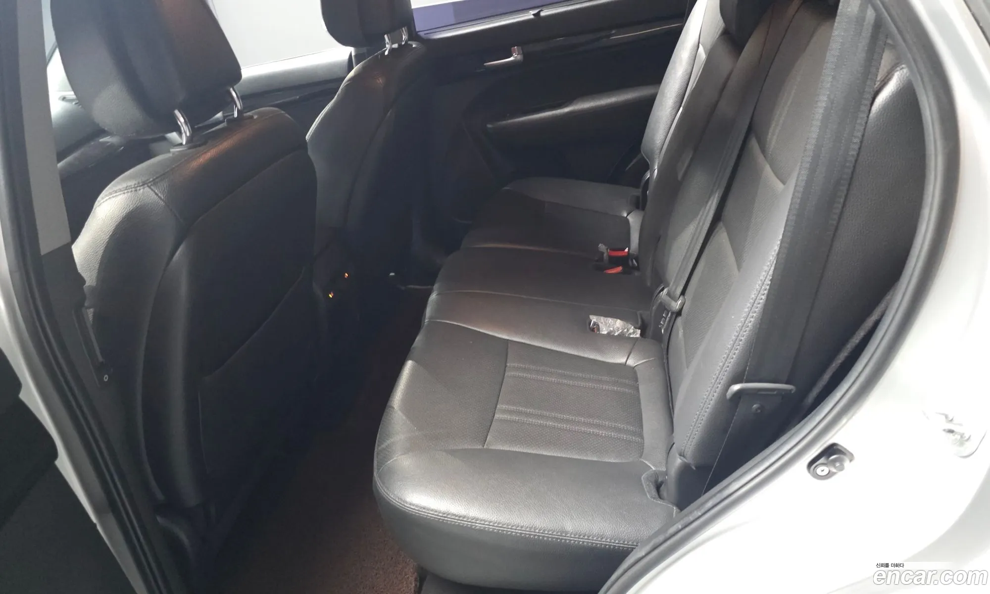 Kia Sorento R 2013 — 17