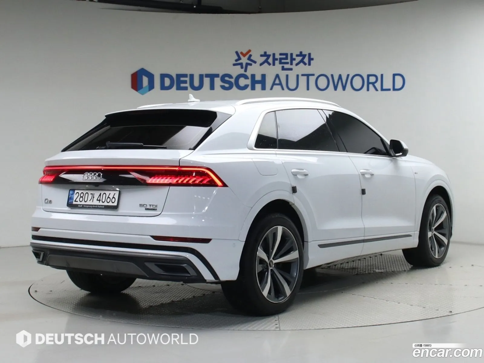 Audi Q8 2021 — 2