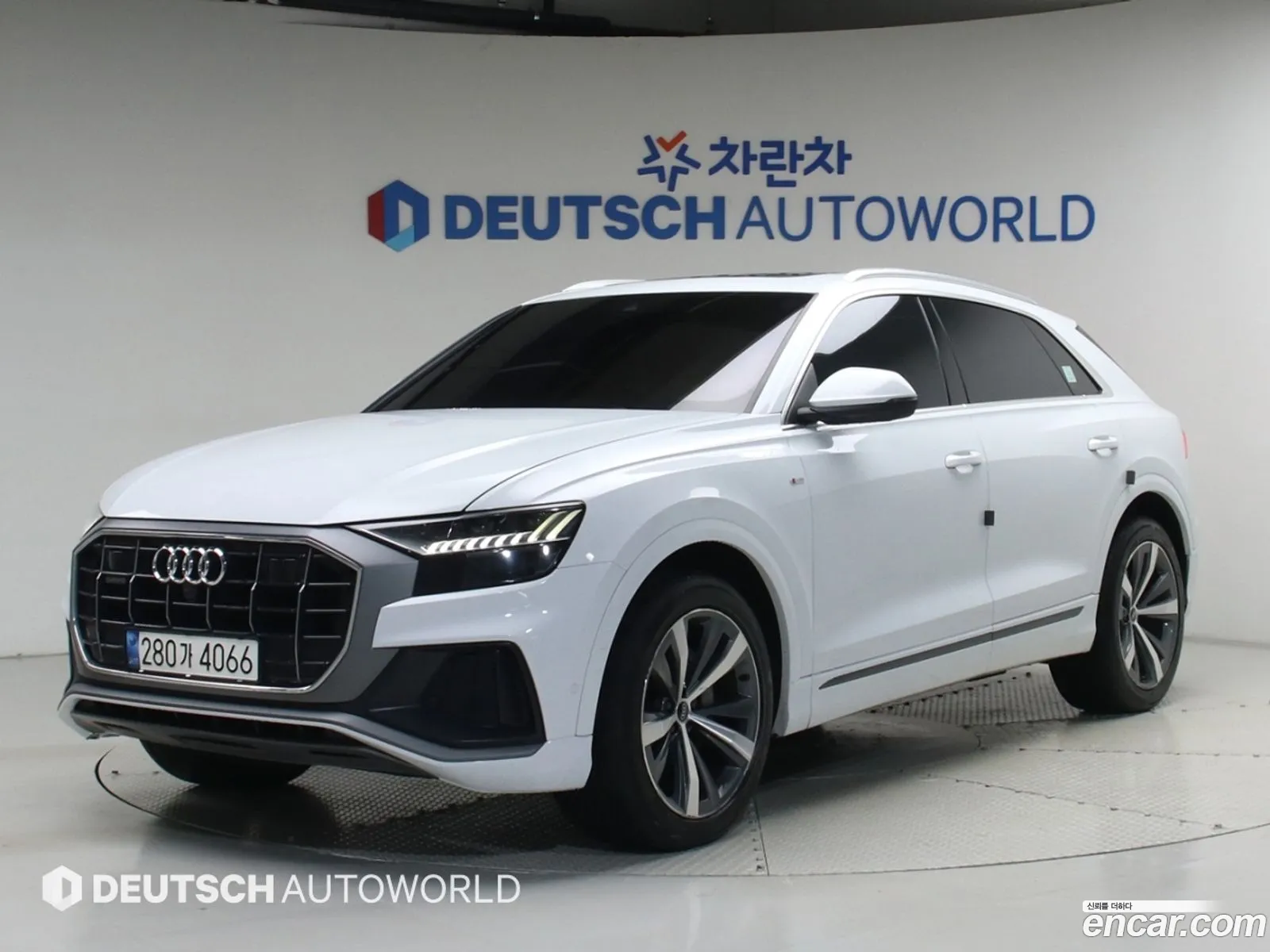 Audi Q8 2021 — 17