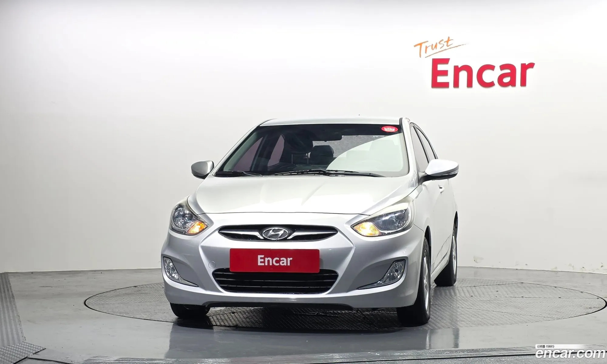 Hyundai Accent 2013 — 3