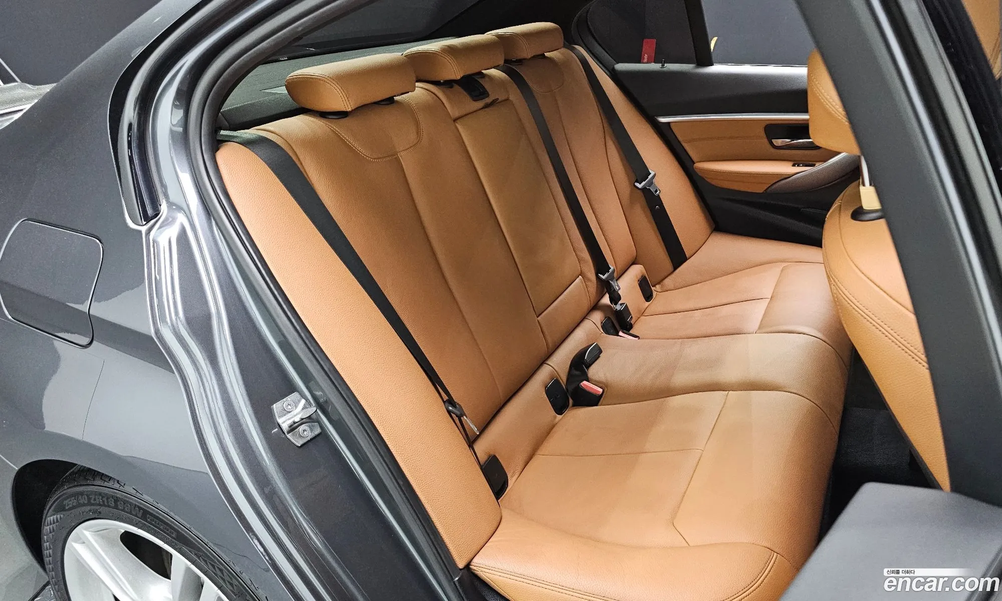 BMW 3 Series 2018 WBA8B9105JA538492 — 29