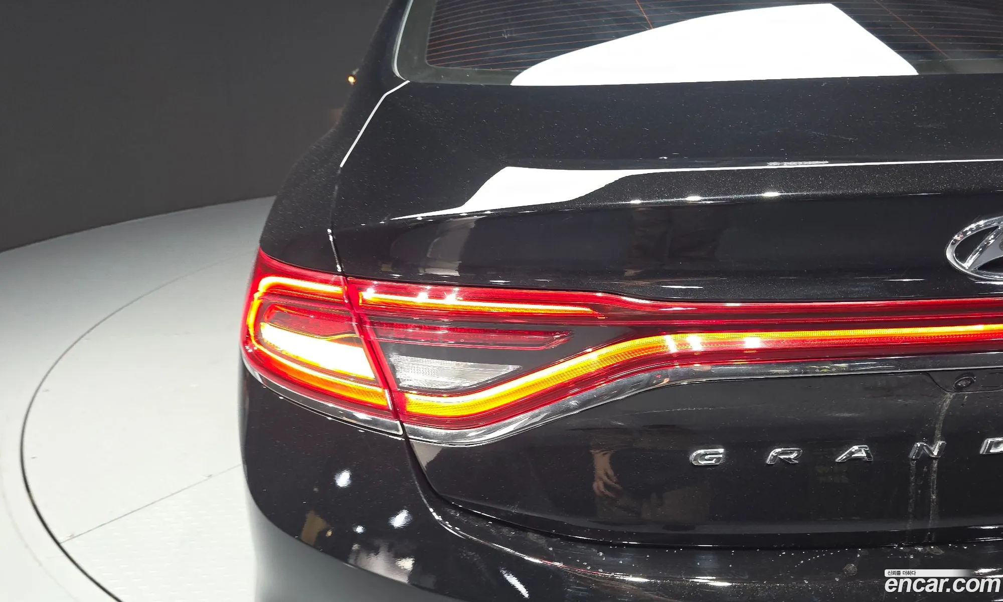 Hyundai Grandeur IG 2016 — 16