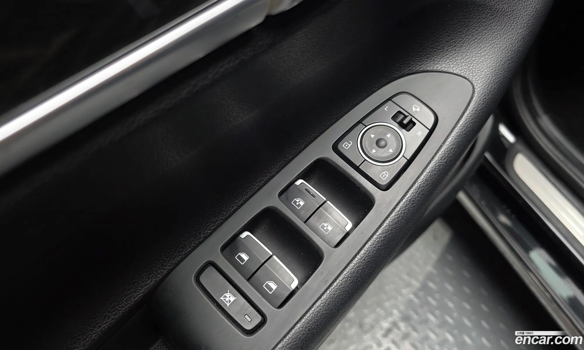 Hyundai Grandeur IG 2016 — 10