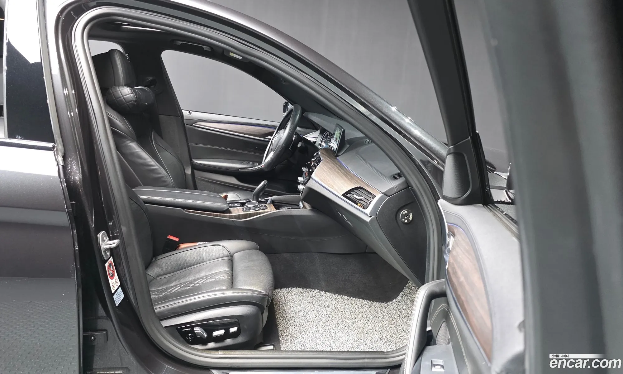 BMW 5 Series 2017 WBAJD3100HWC12785 — 12