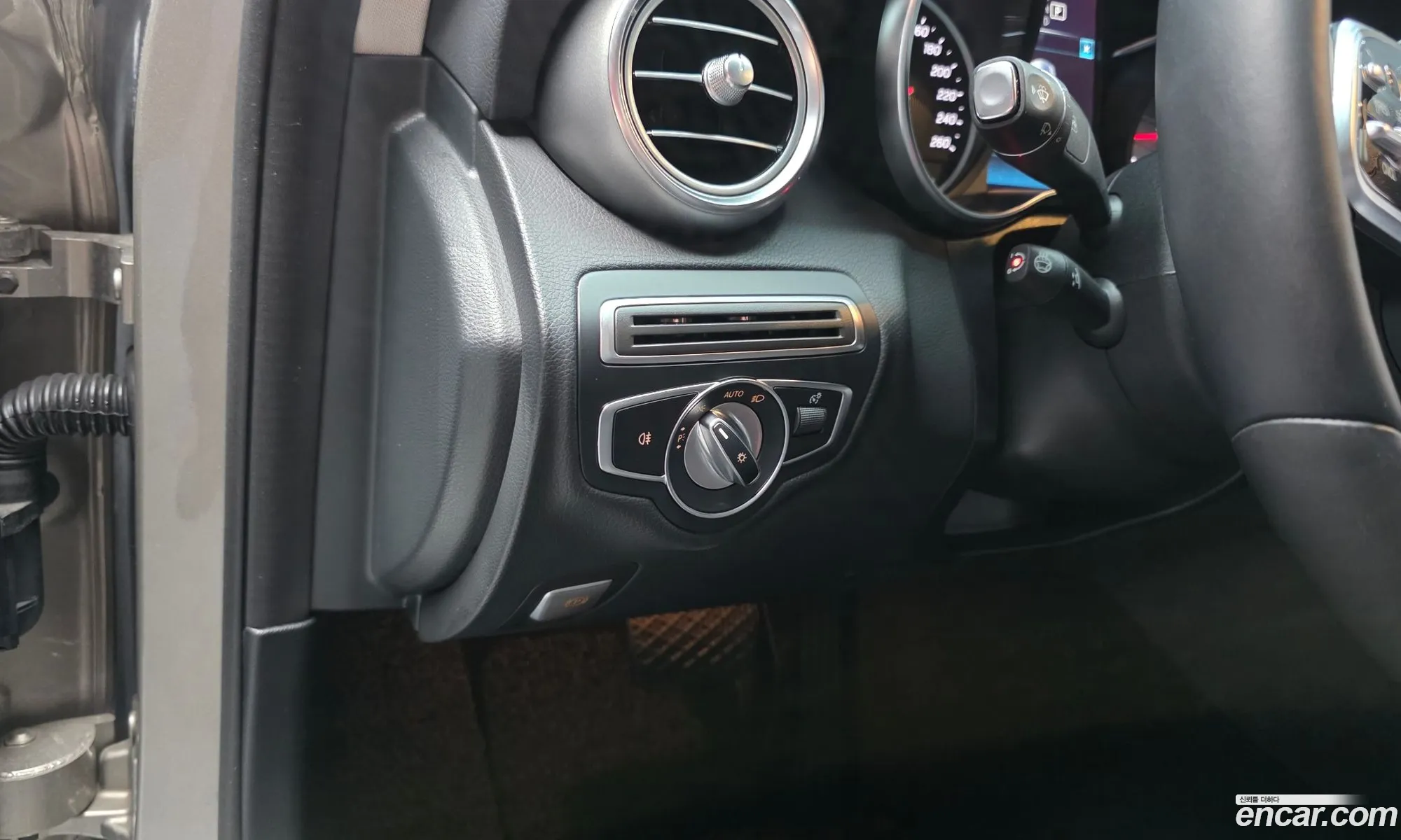 Mercedes-Benz C-Class W205 2020 — 5