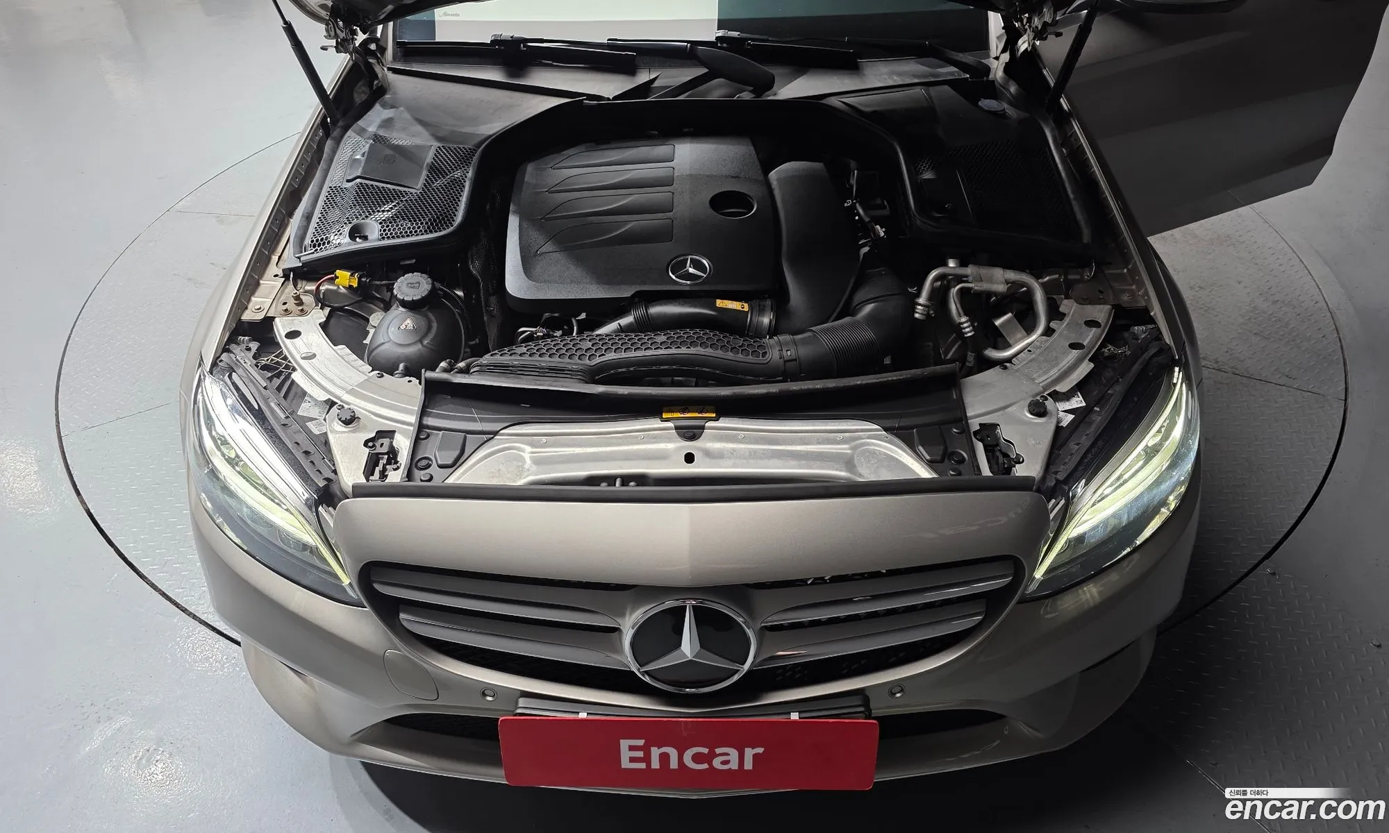 Mercedes-Benz C-Class W205 2020 — 22