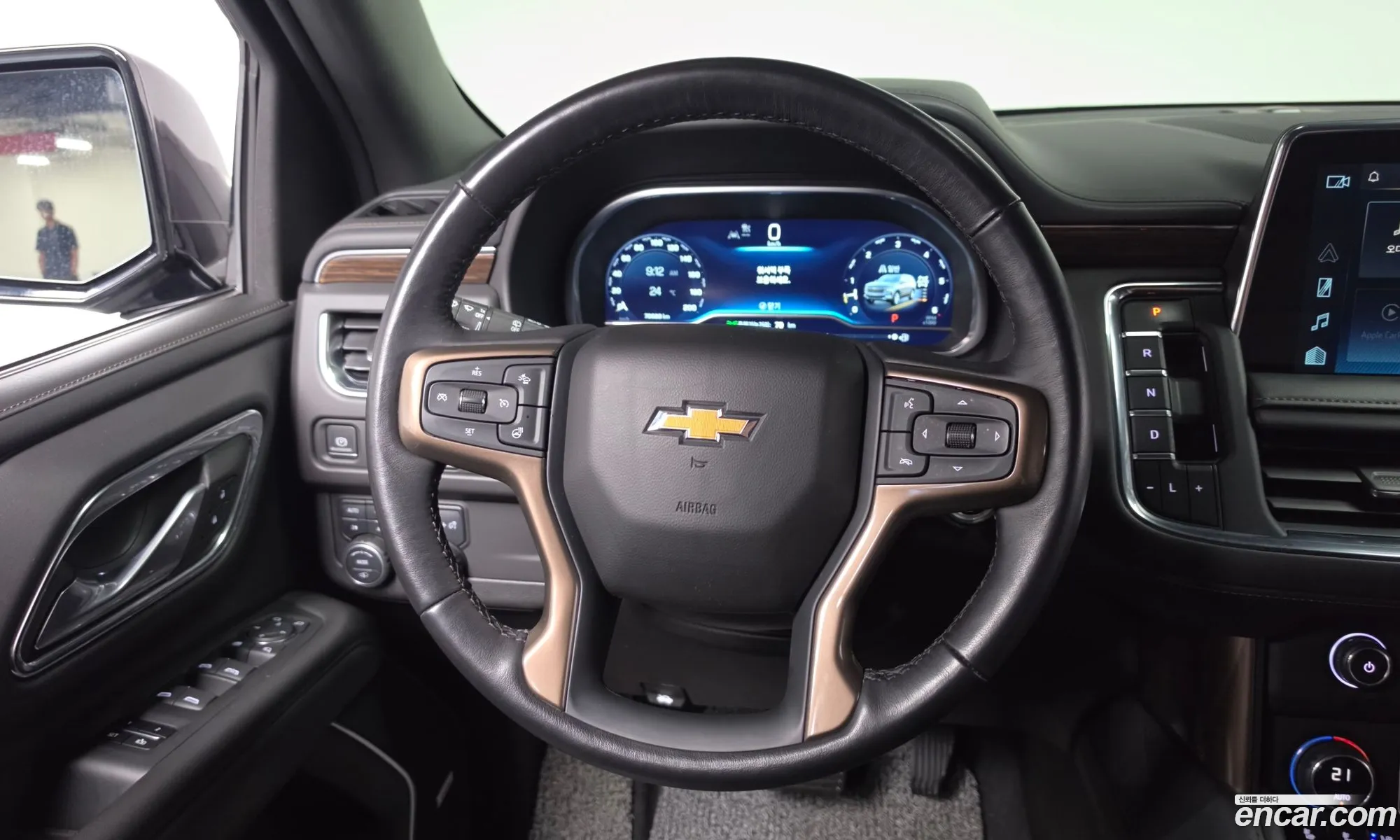 Chevrolet (GM Daewoo) Tahoe 2023 — 26