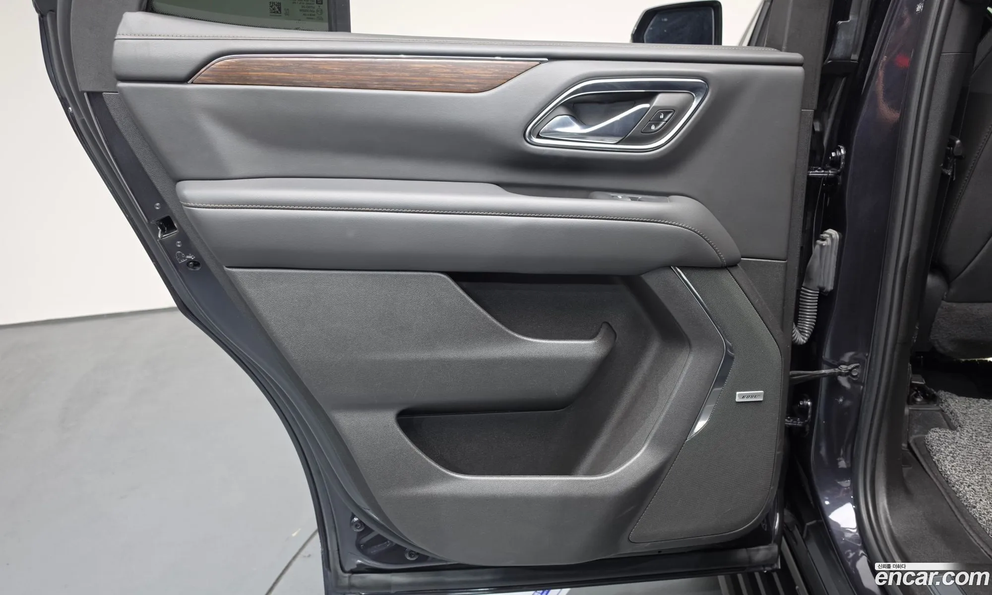 Chevrolet (GM Daewoo) Tahoe 2023 — 13