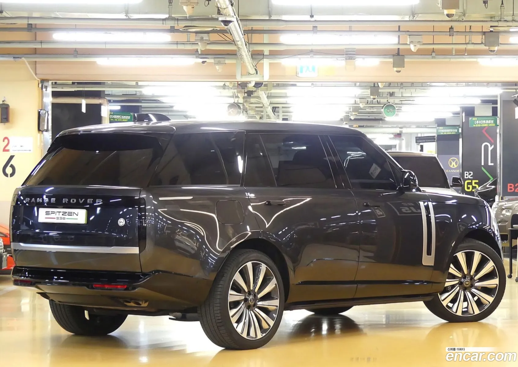 Land Rover Range Rover 2024 — 19