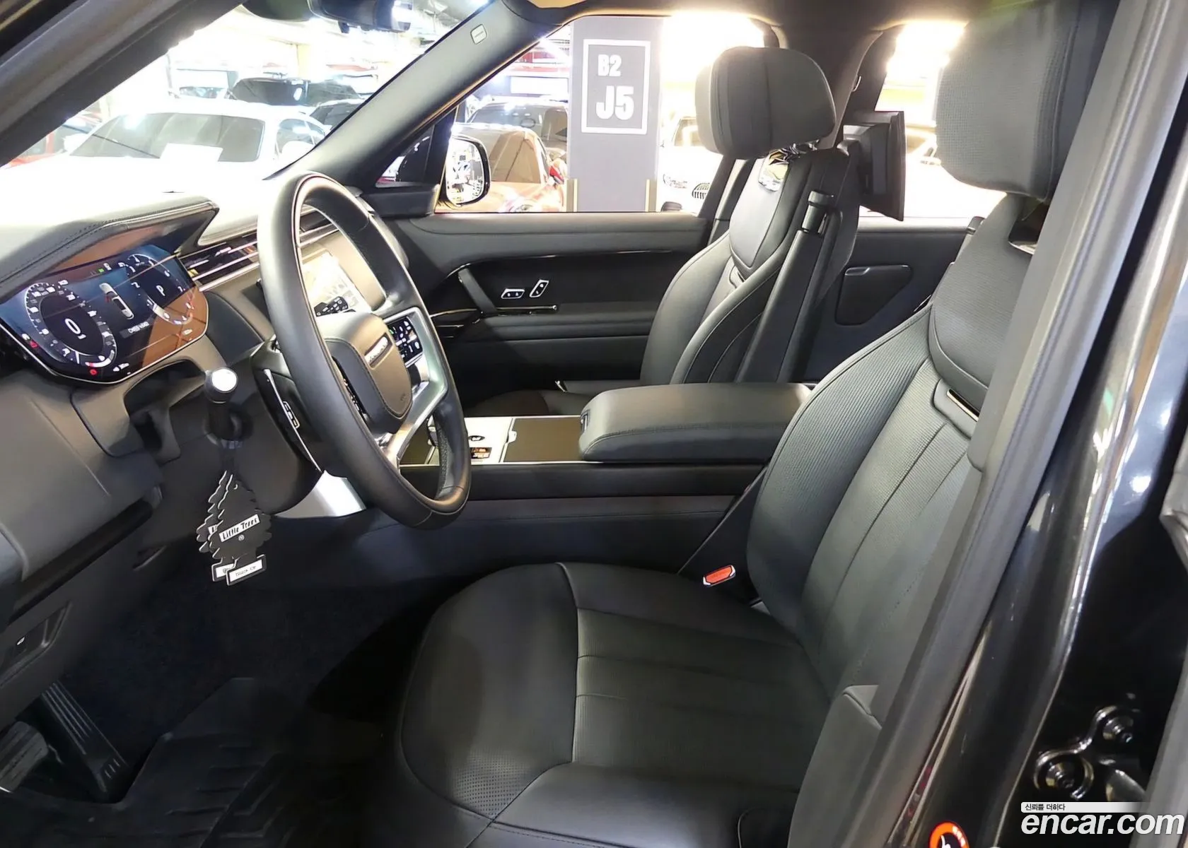 Land Rover Range Rover 2024 — 8