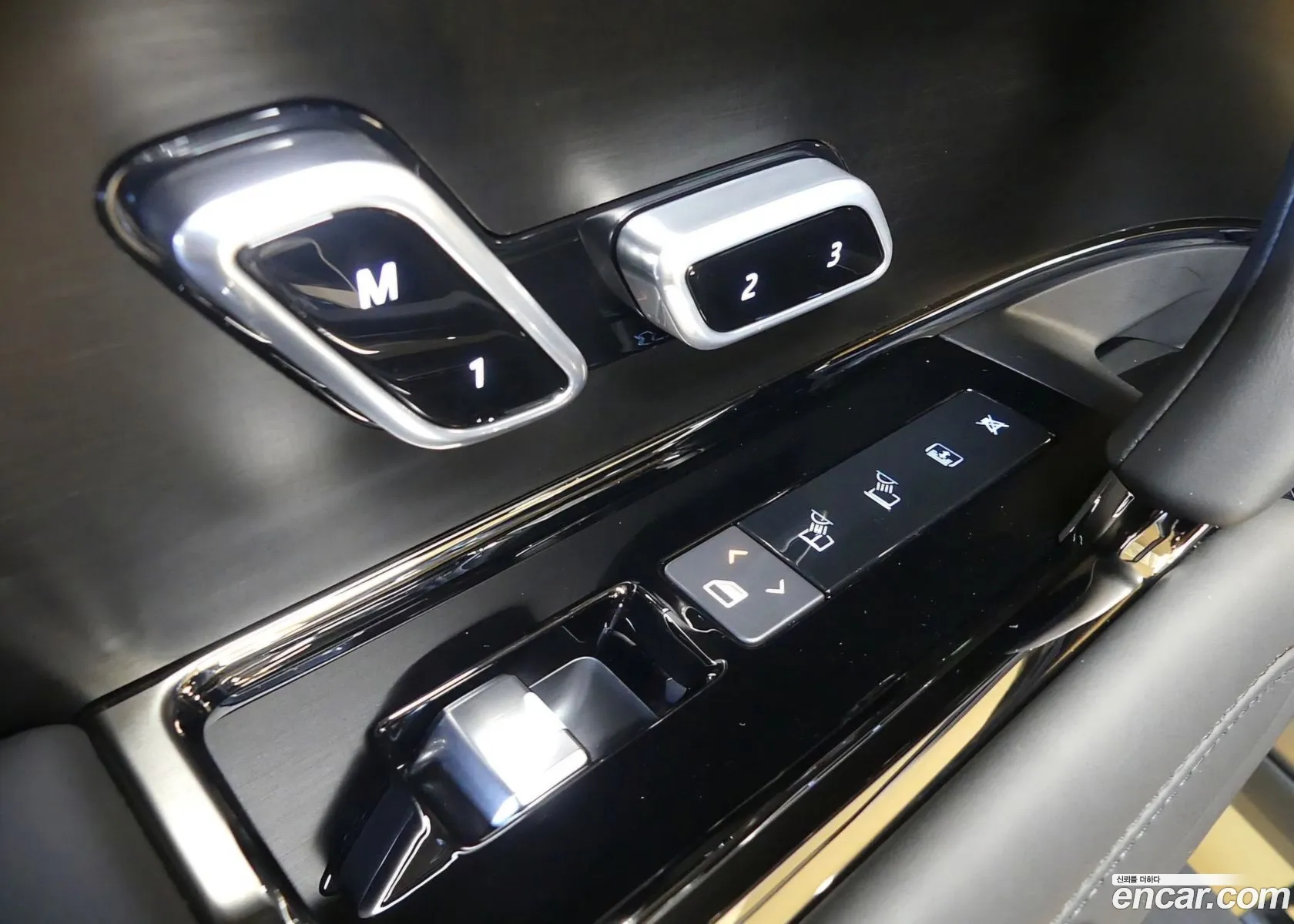 Land Rover Range Rover 2024 — 4