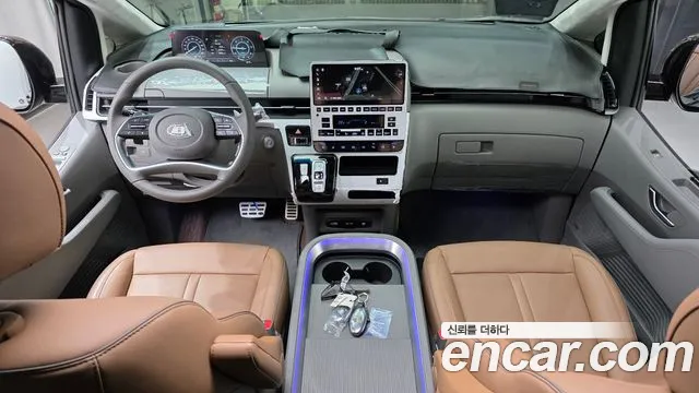 Hyundai Staria 2025 — 4