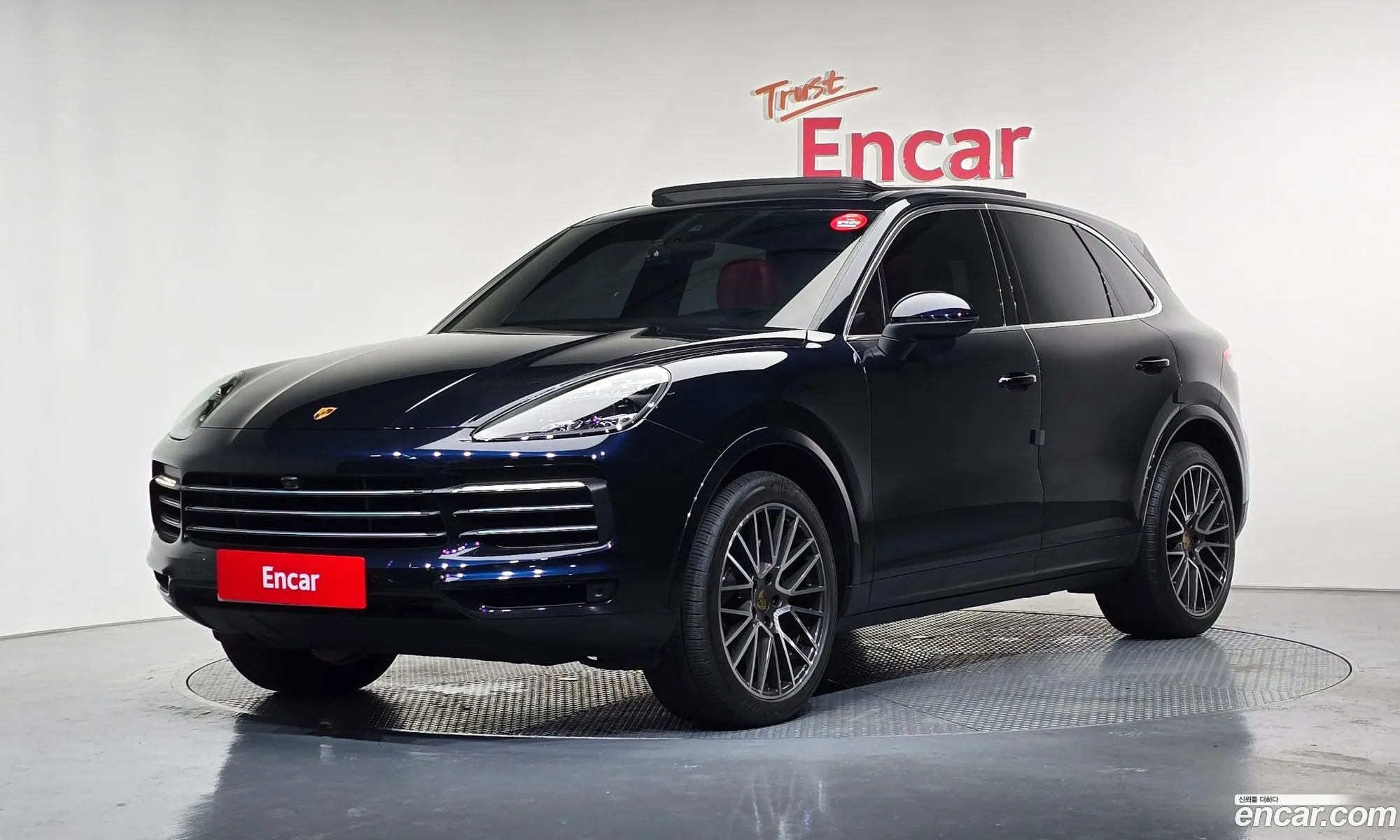Porsche Cayenne 2021 — 17