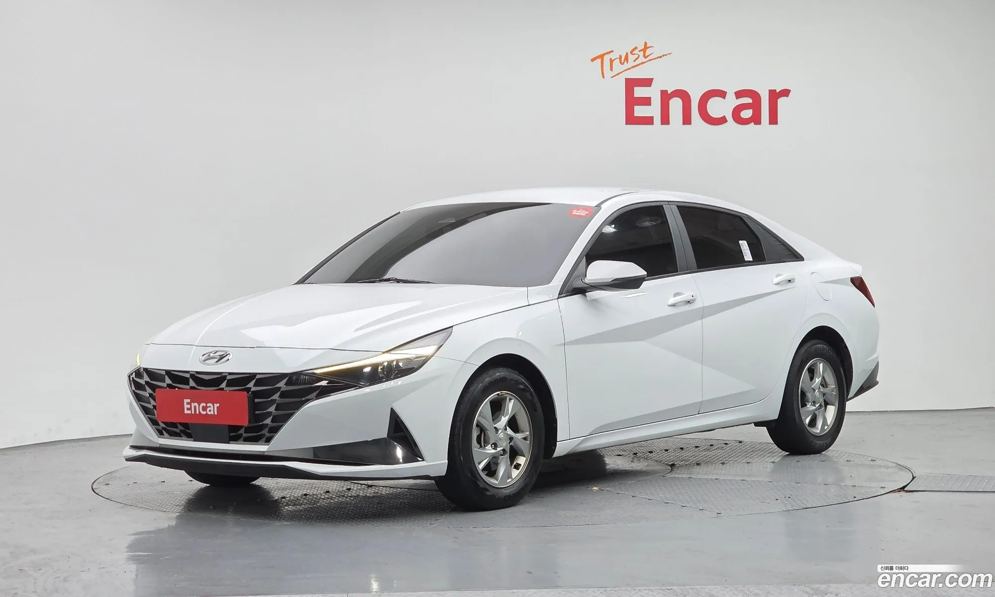 Hyundai Elantra 2022 — 3