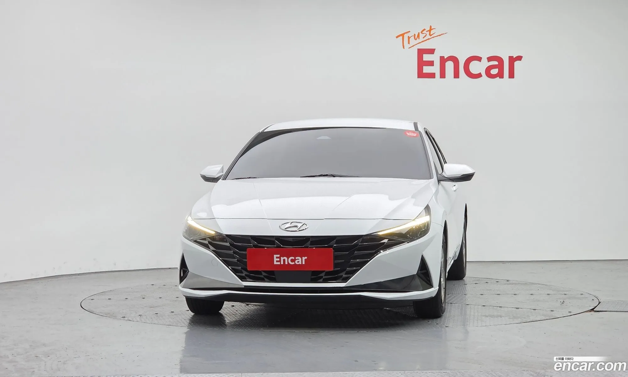 Hyundai Elantra 2022 — 19