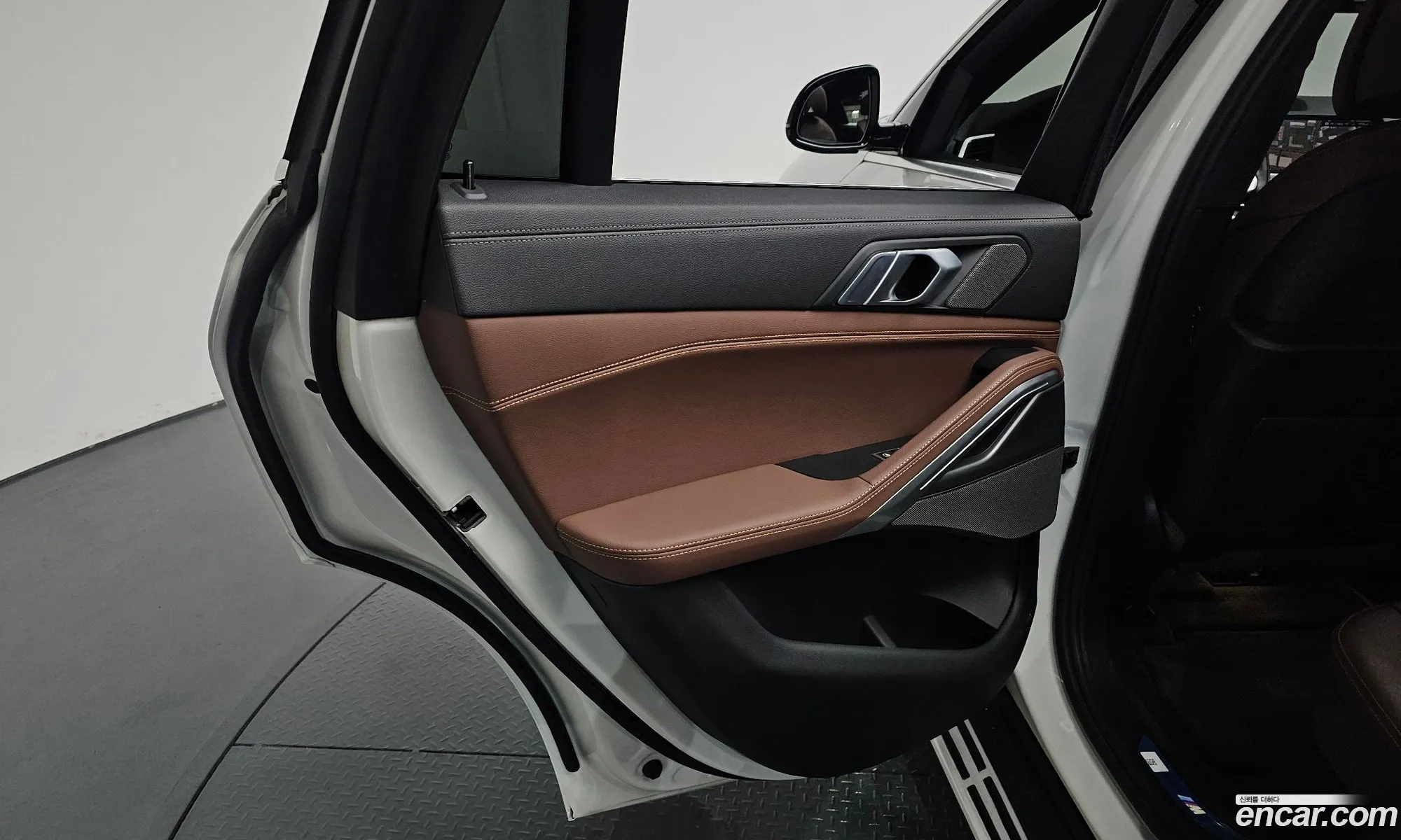 BMW X6 2020 WBAGT8106M9E89993 — 32
