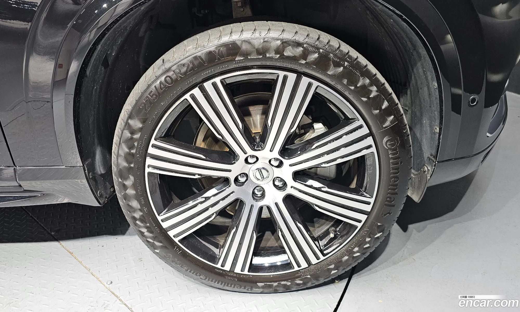 Volvo XC90 2023 YV1LF062XP1977147 — 31