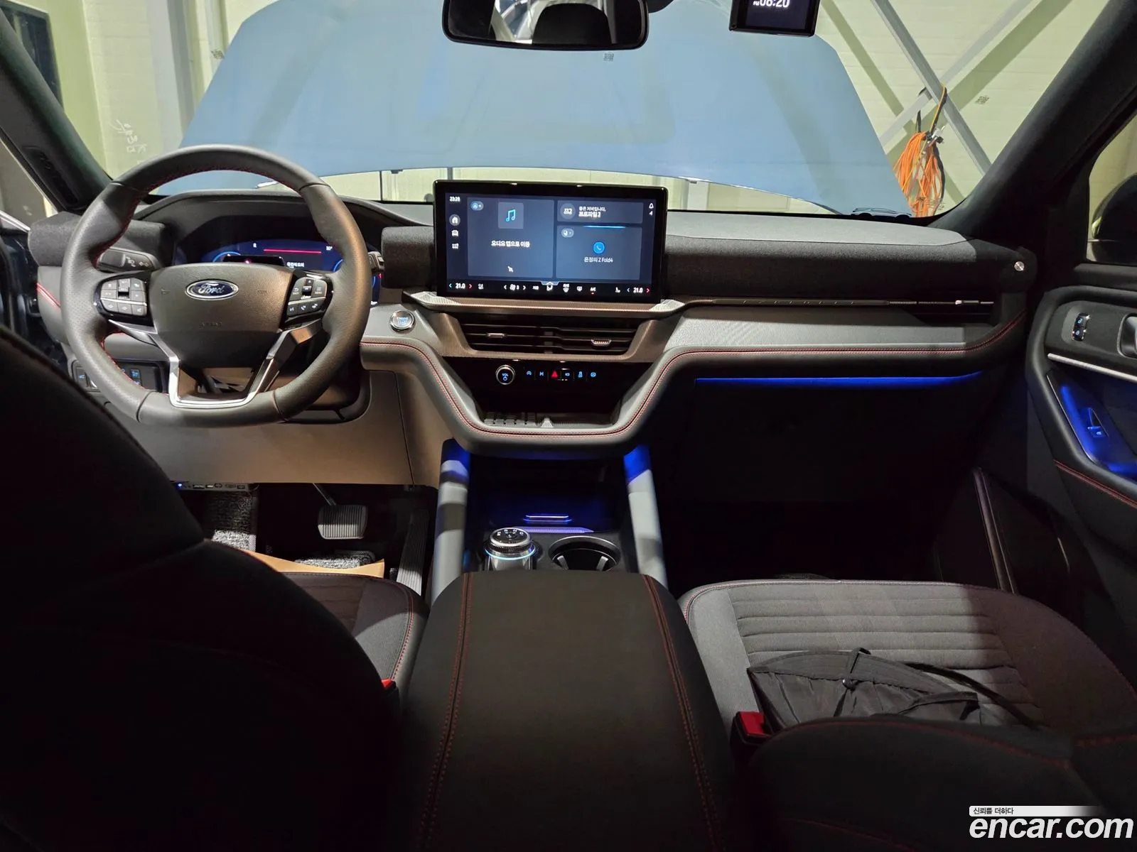 Ford Explorer 6th Gen 2025 — 15