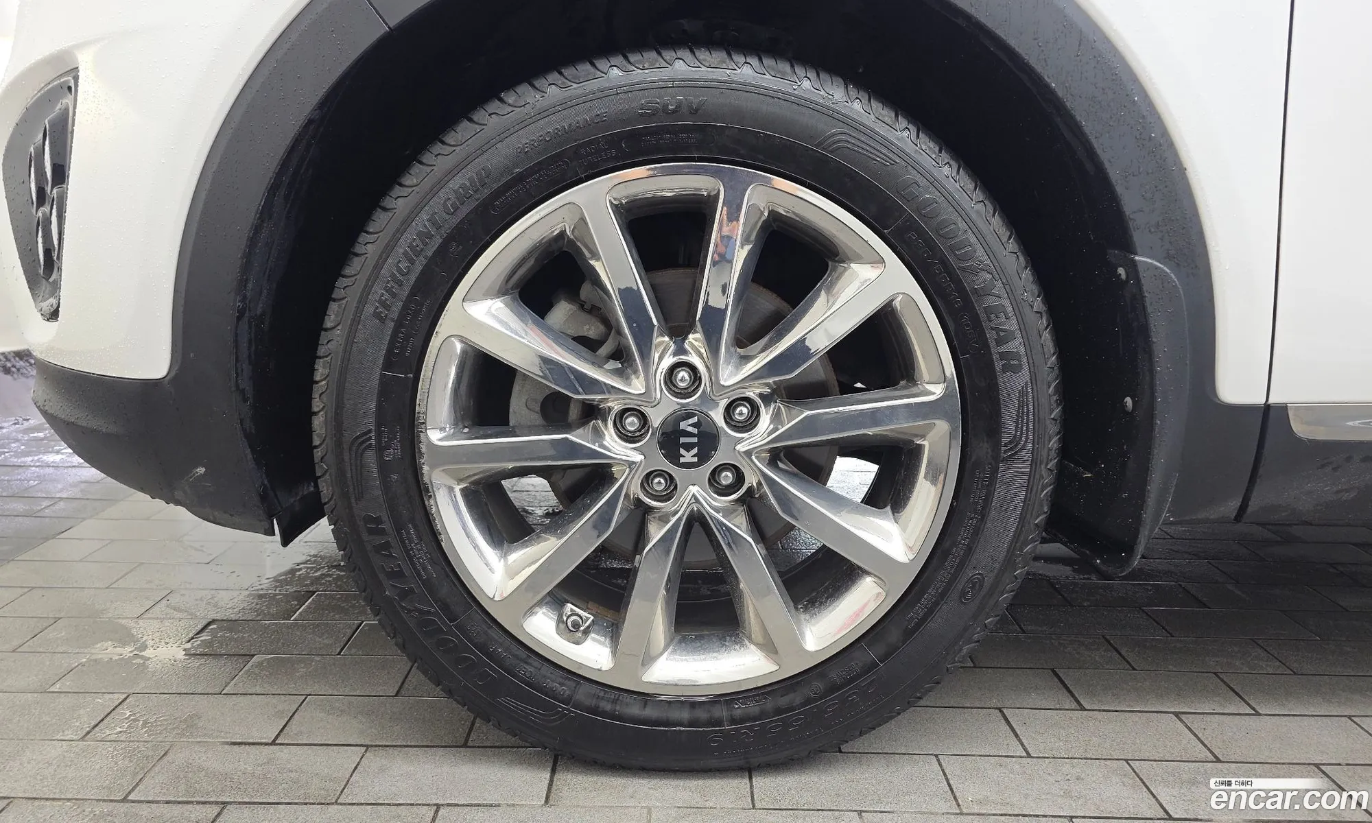 Kia Sorento 2016 — 12