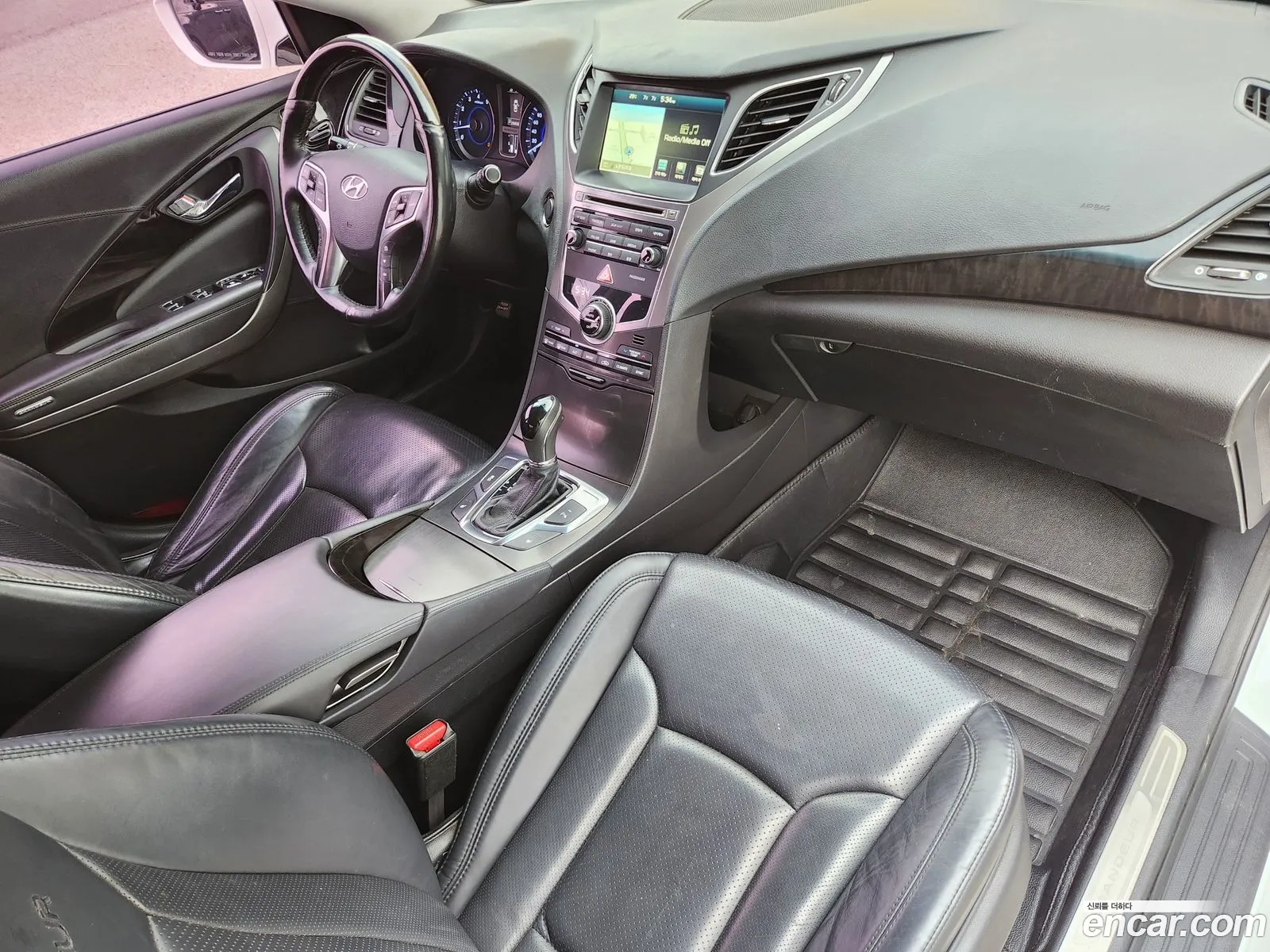 Hyundai Grandeur HG 2016 — 13