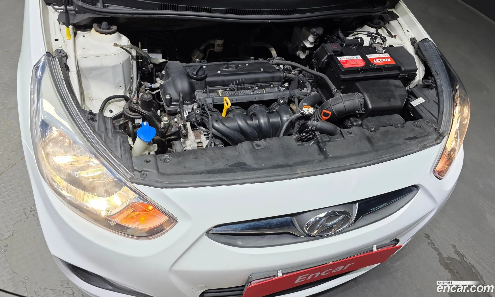 Hyundai Accent 2013 — 18