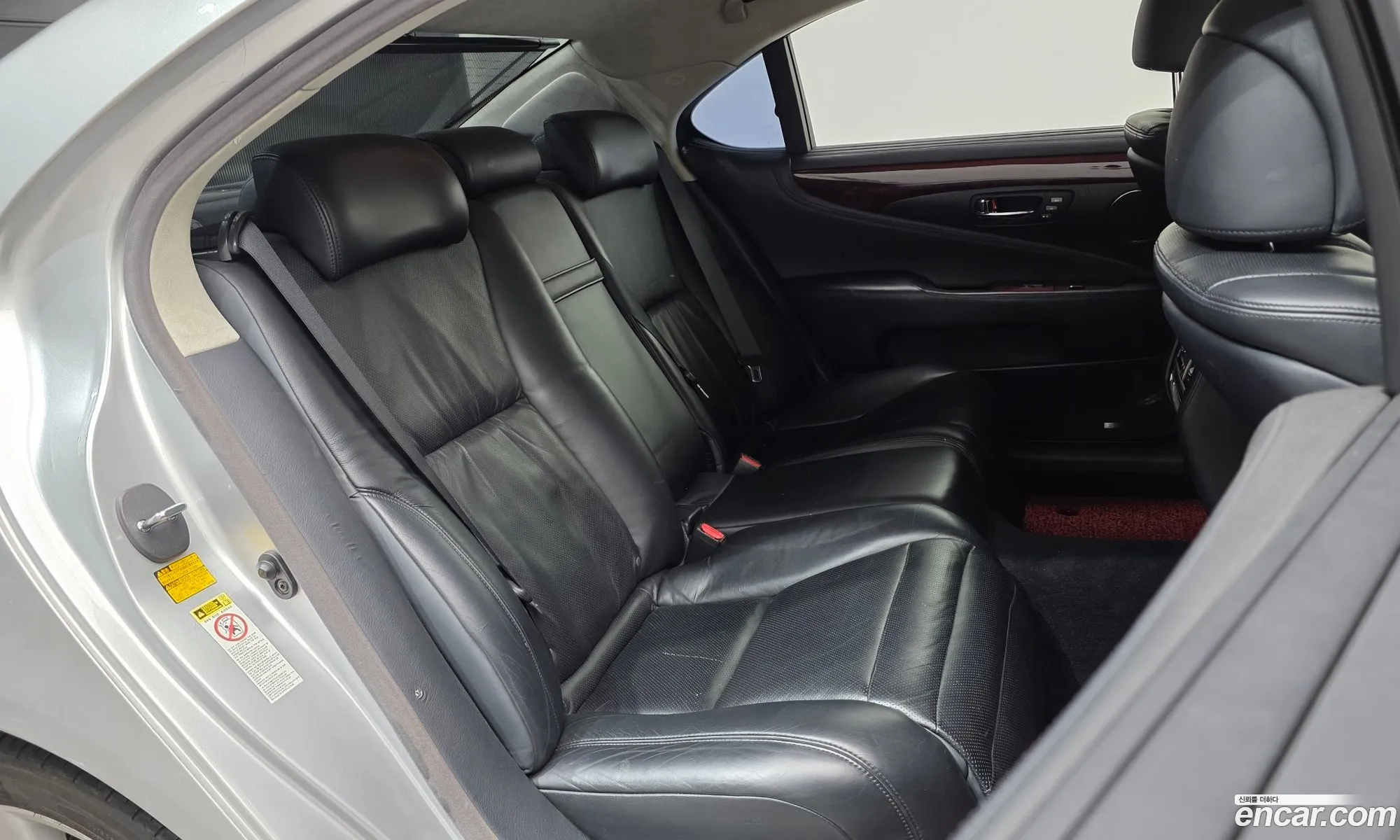 Lexus LS600hL 2011 JTHDU1EF4C5014837 — 7