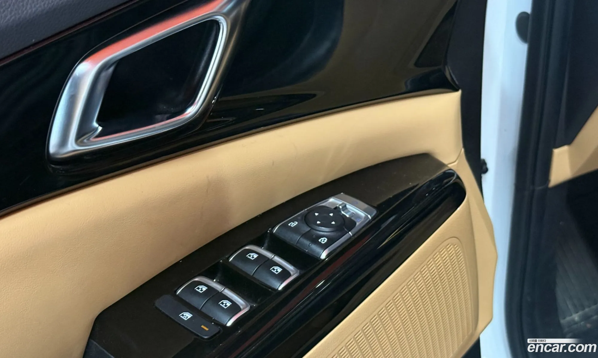 Kia Carnival 2023 — 11