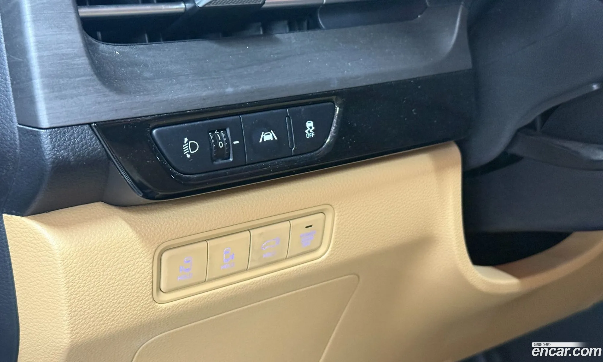 Kia Carnival 2023 — 18