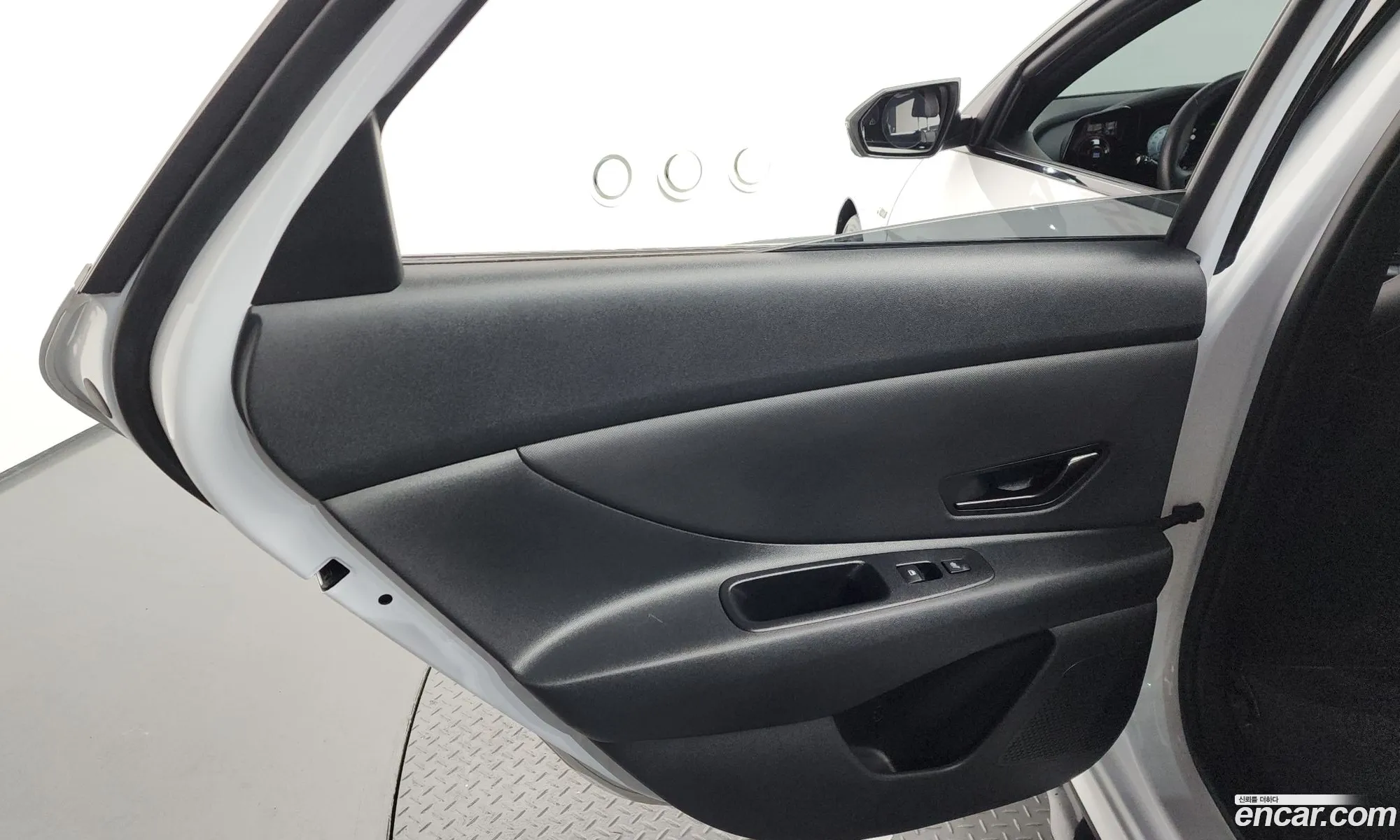 Hyundai Elantra 2023 — 11