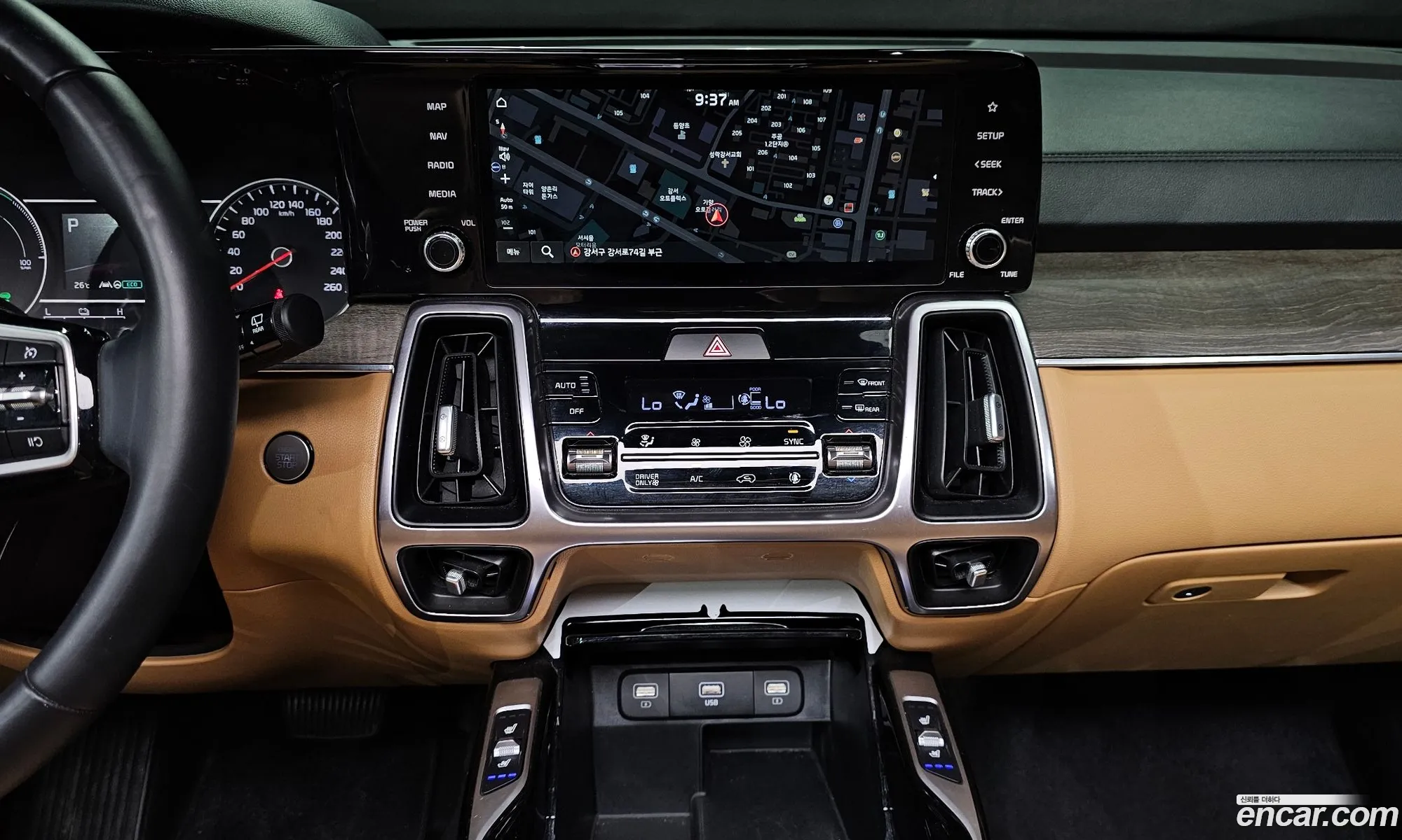 Kia Sorento 2022 — 12