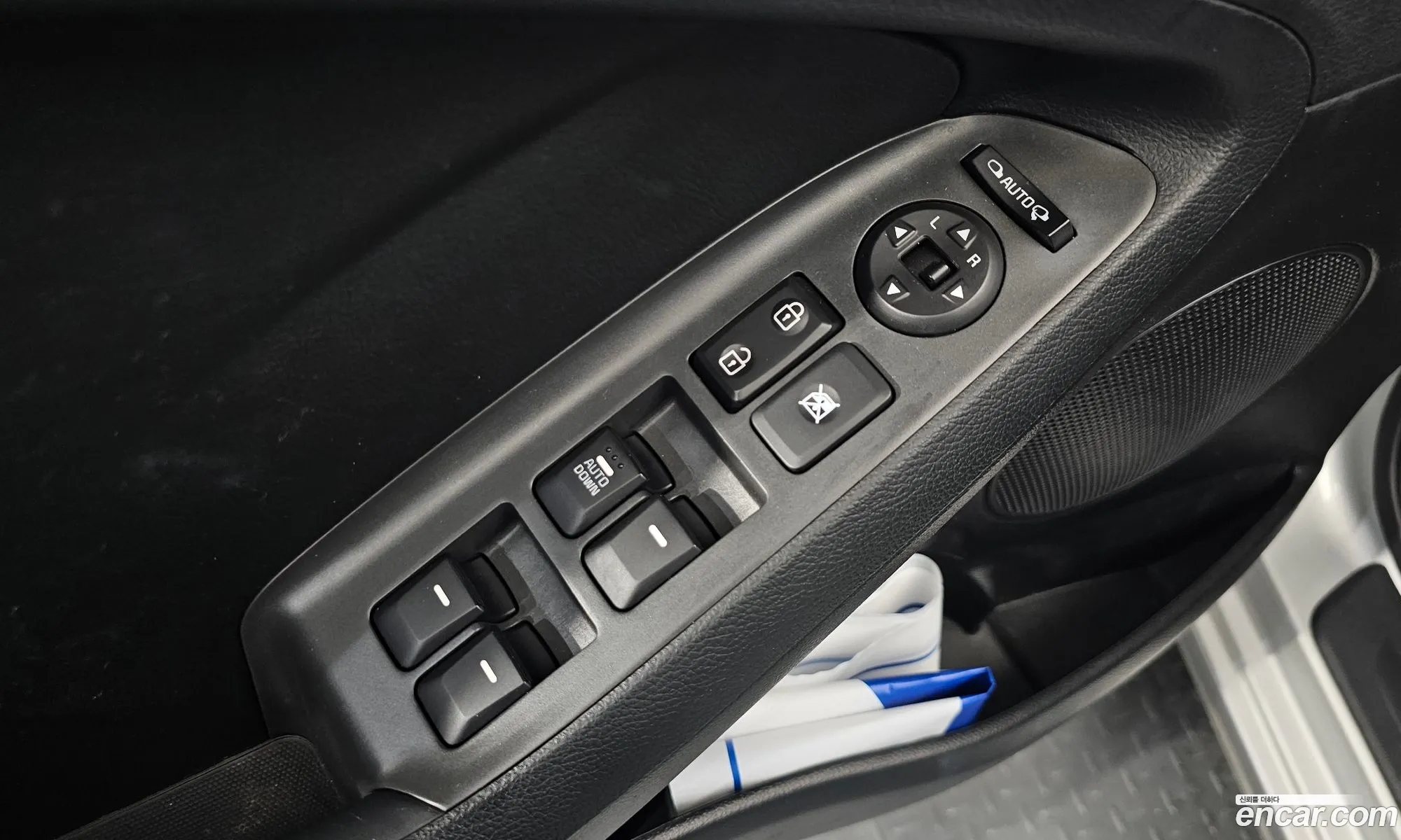 Kia K3 2016 — 27