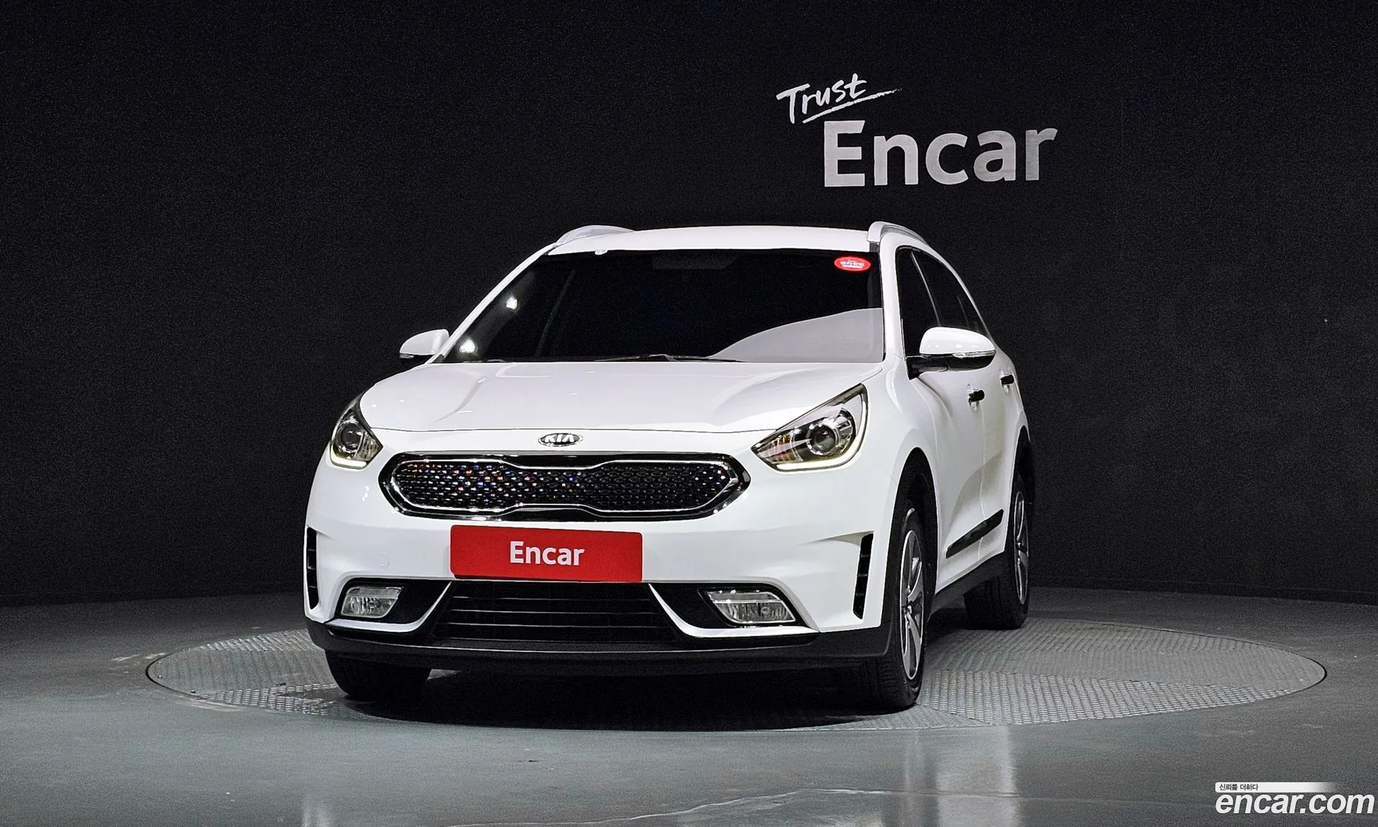 Kia Niro 2017 — 10