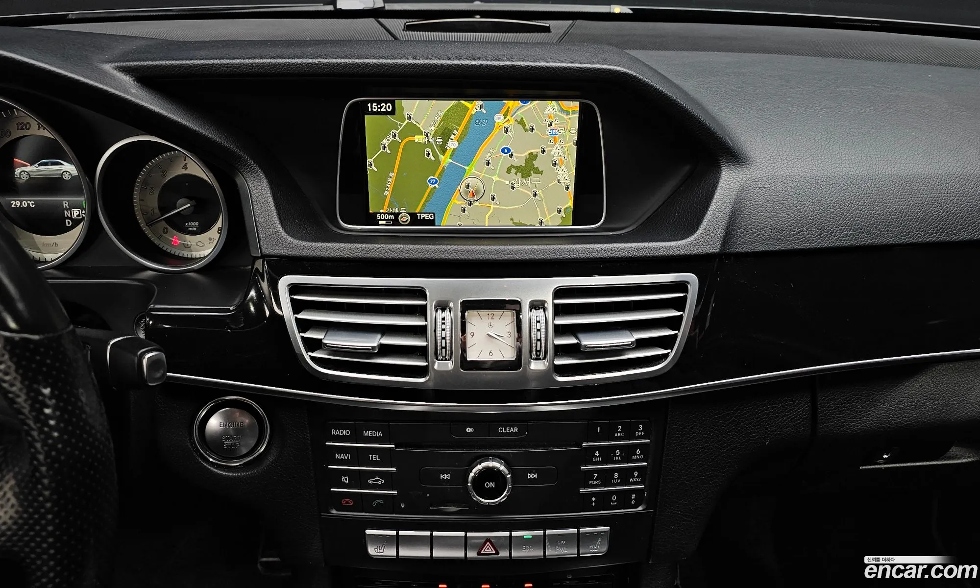 Mercedes-Benz E-Class W212 2015 WDDHF8BB3GB239996 — 2