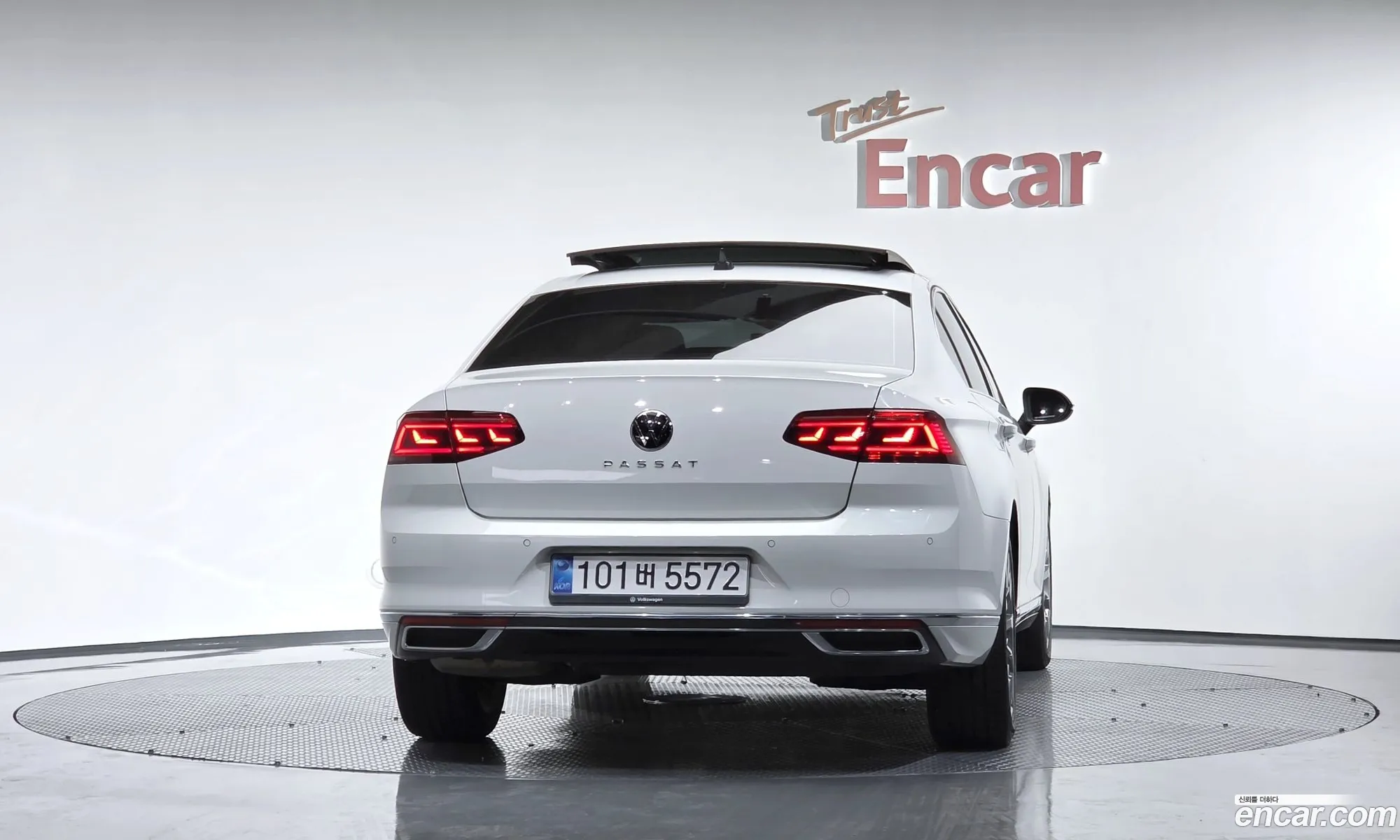 Volkswagen Passat GT 2021 — 17