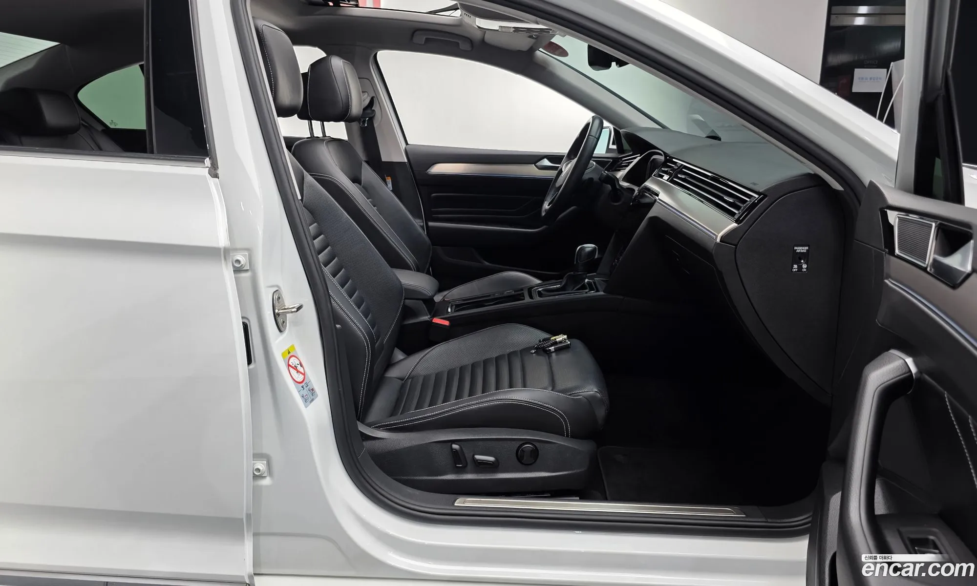 Volkswagen Passat GT 2021 — 31