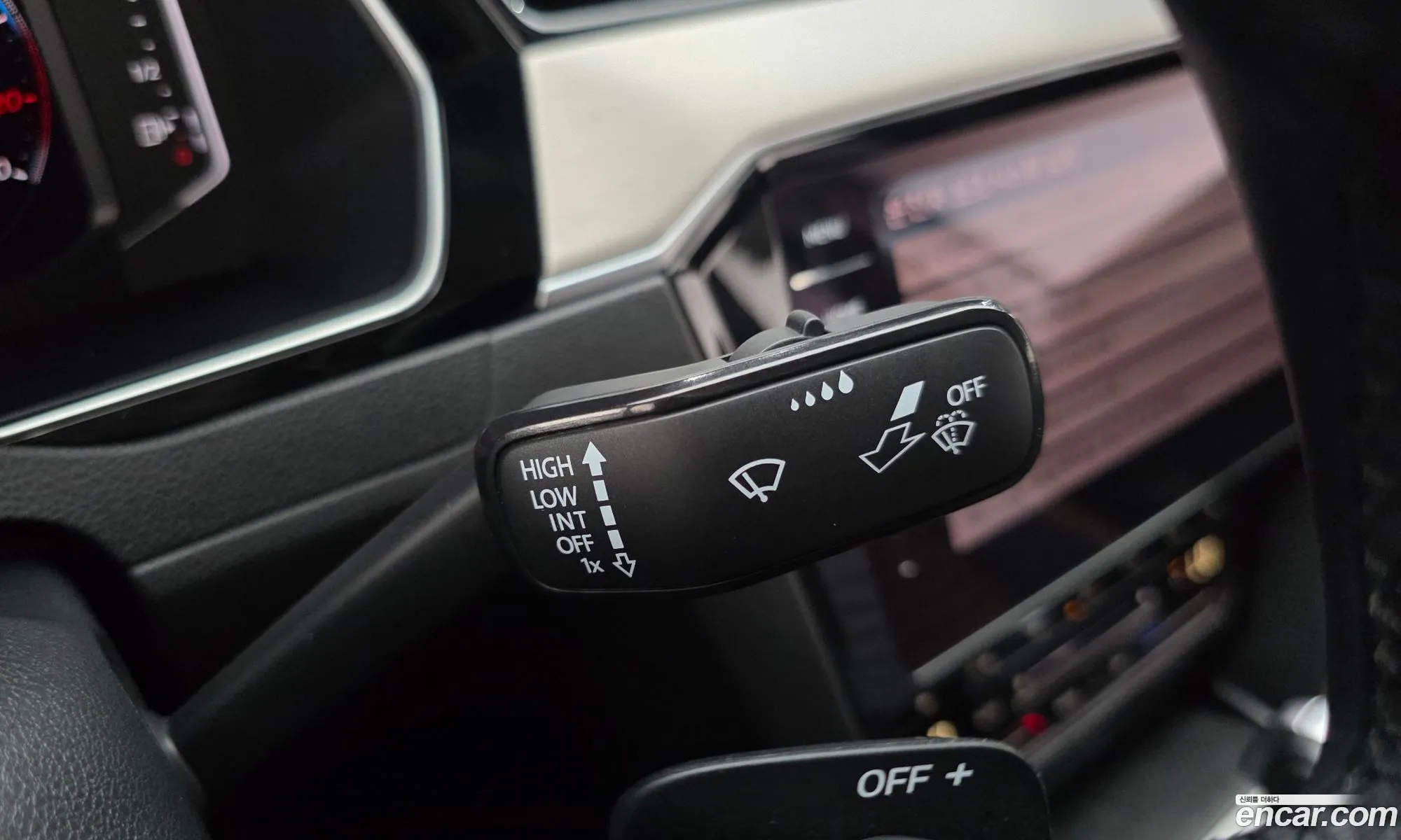Volkswagen Passat GT 2021 — 26