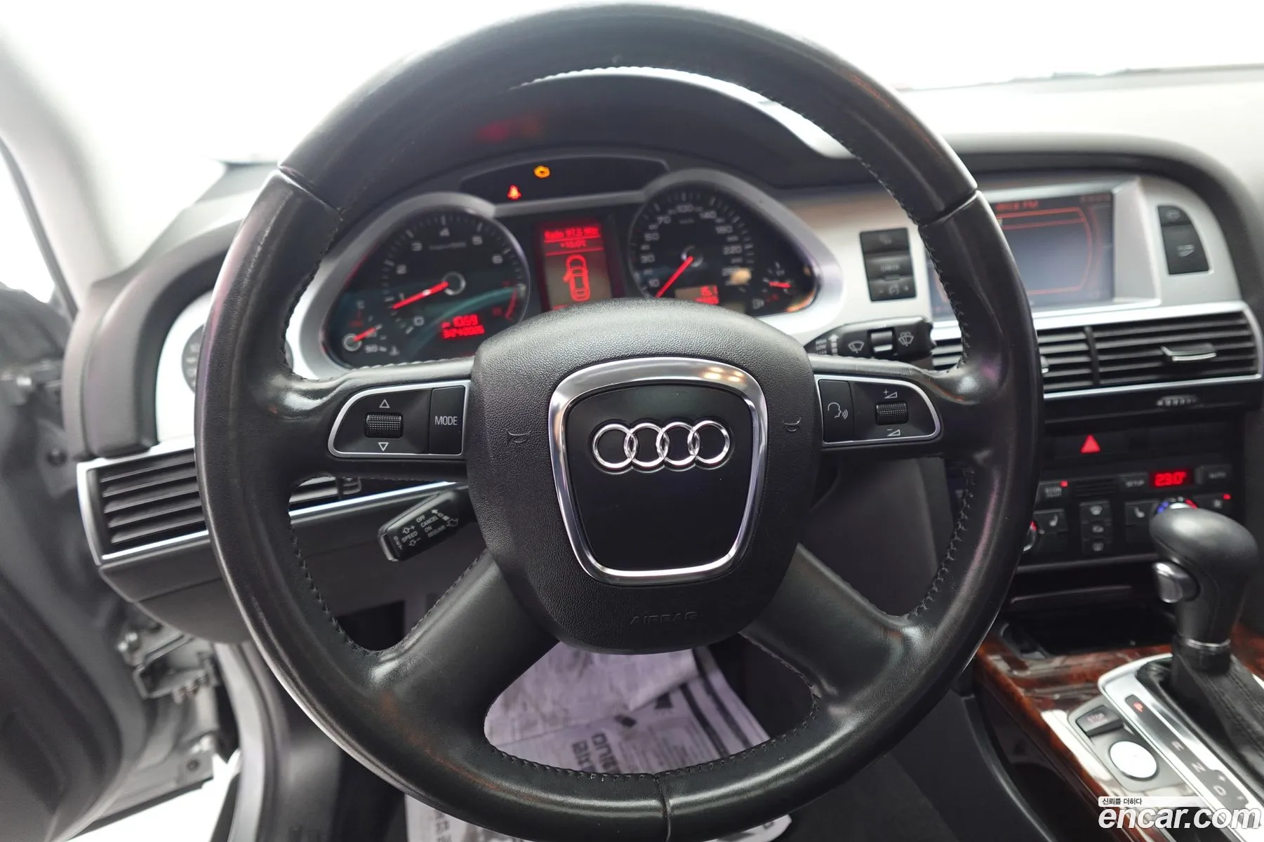 Audi A6 2009 — 18
