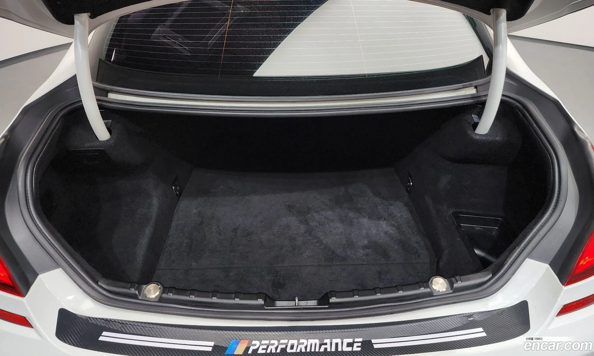 BMW 6 Series 2016 WBA6E4101GG299594 — 6