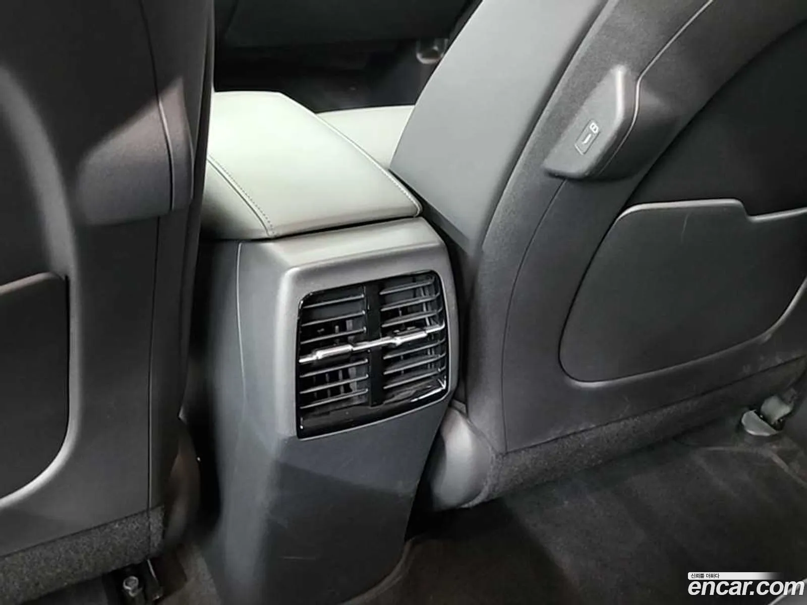 Kia Niro EV 2023 — 16