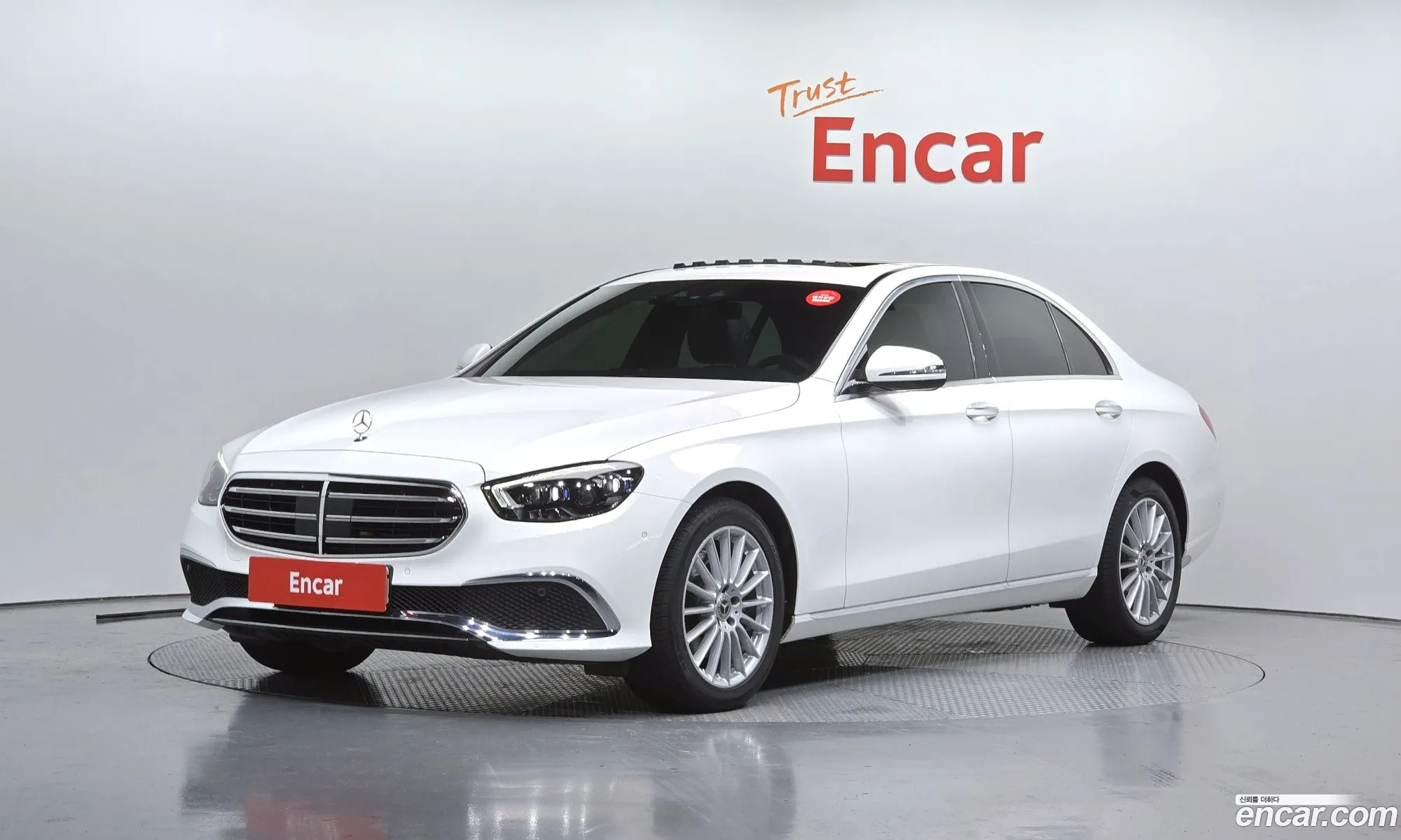 Mercedes-Benz E-Class W213 2021 — 23