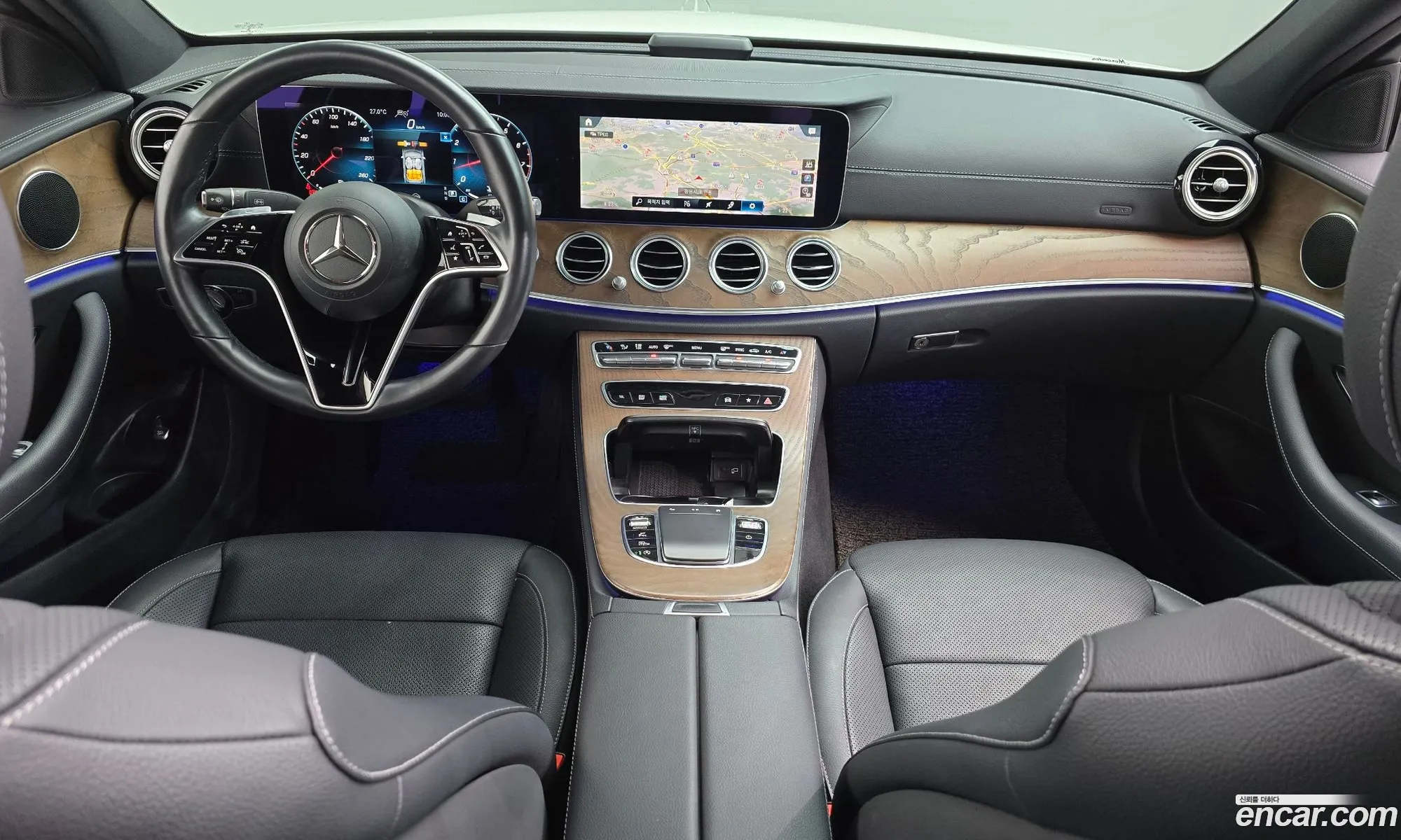 Mercedes-Benz E-Class W213 2021 — 26
