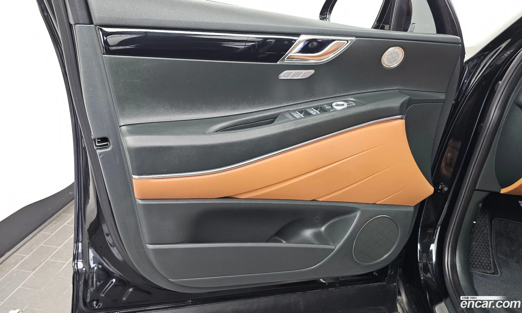 Genesis GV80 2023 — 33