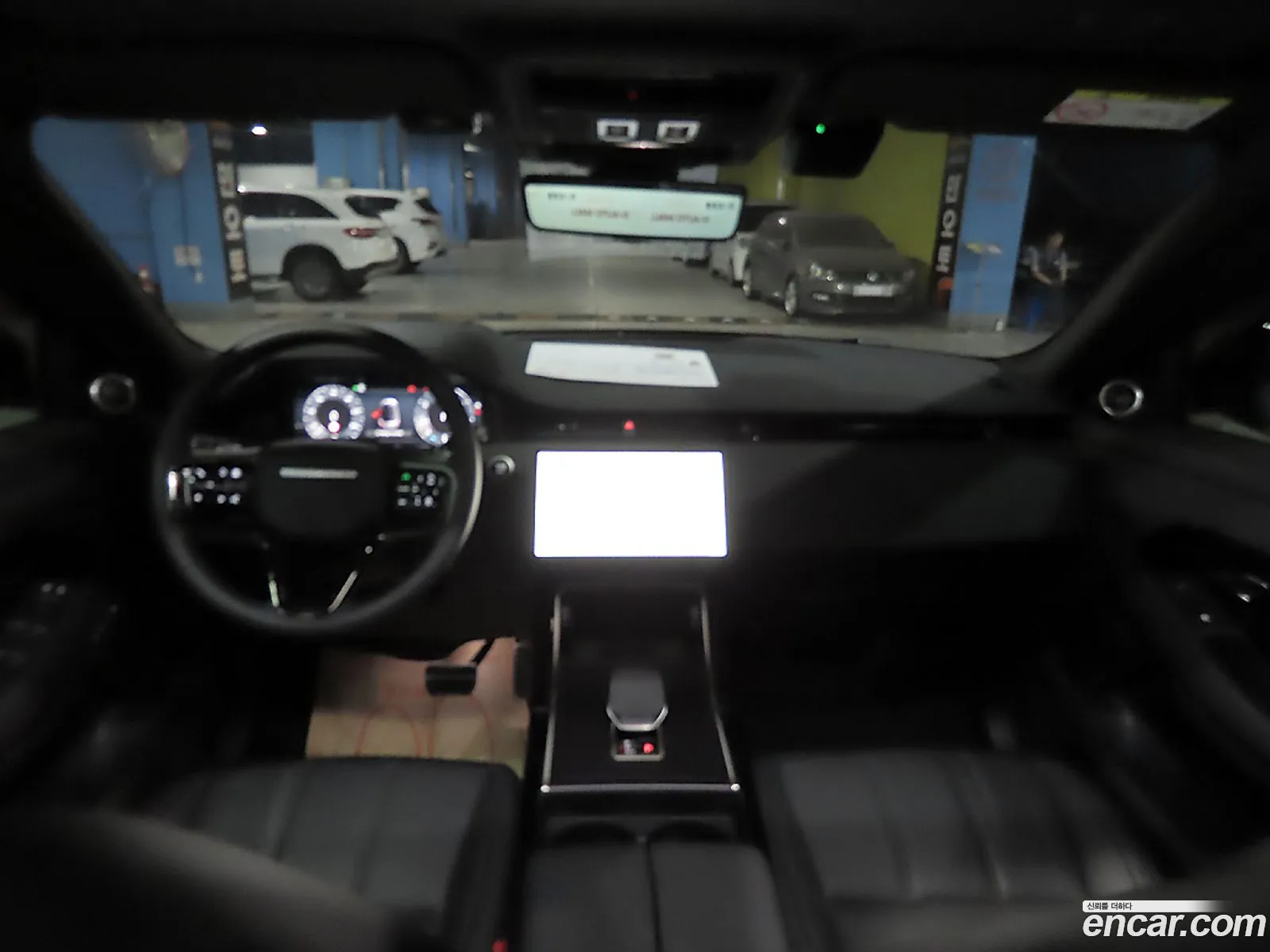 Land Rover Range Rover Evoque 2025 — 12