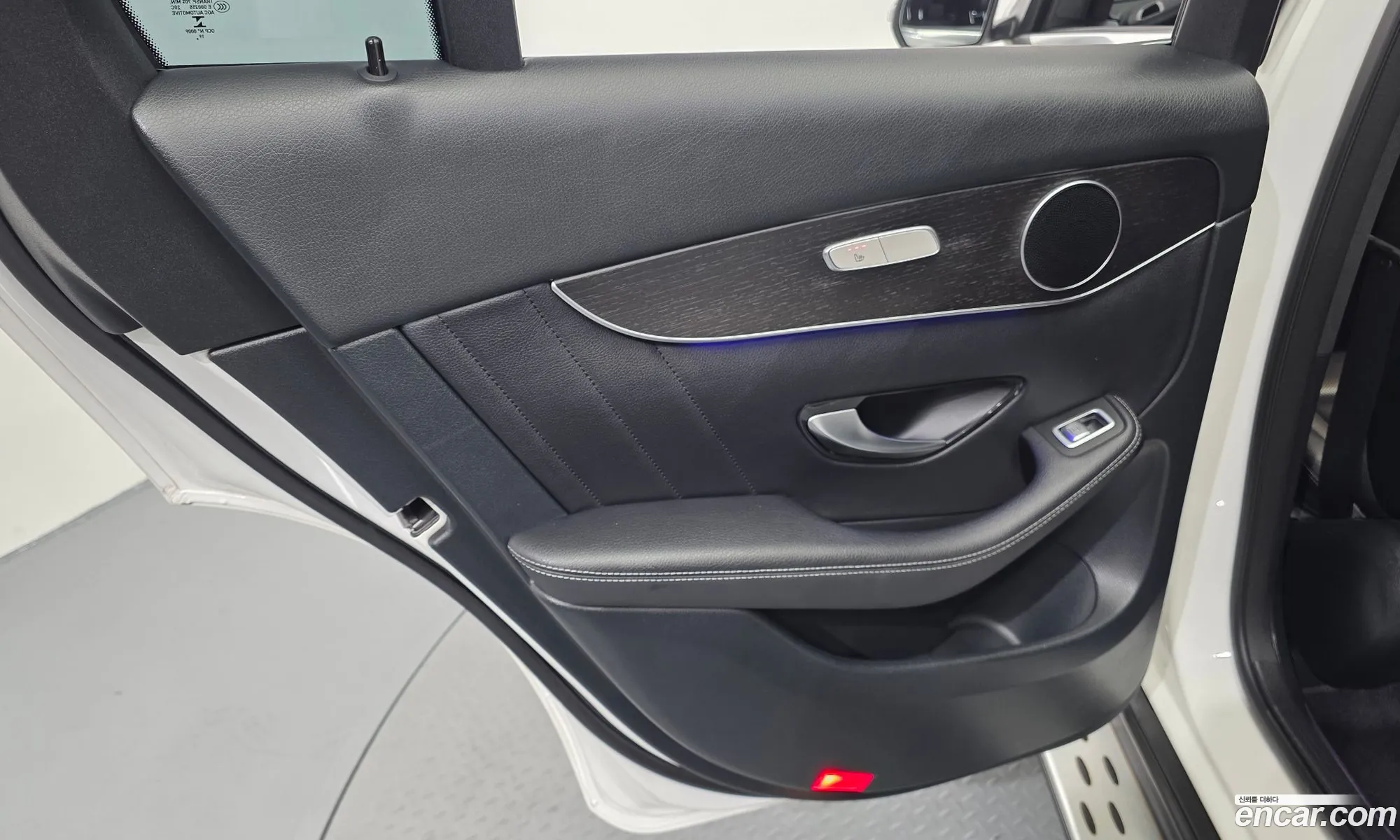 Mercedes-Benz GLC-Class X253 2020 — 29