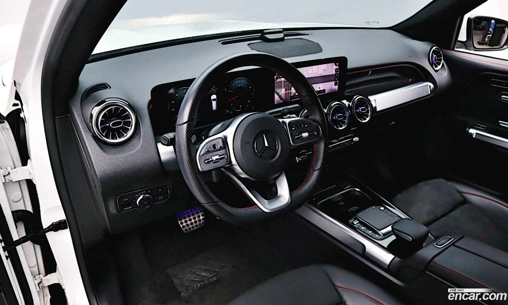 Mercedes-Benz GLB-Class X247 2021 — 15