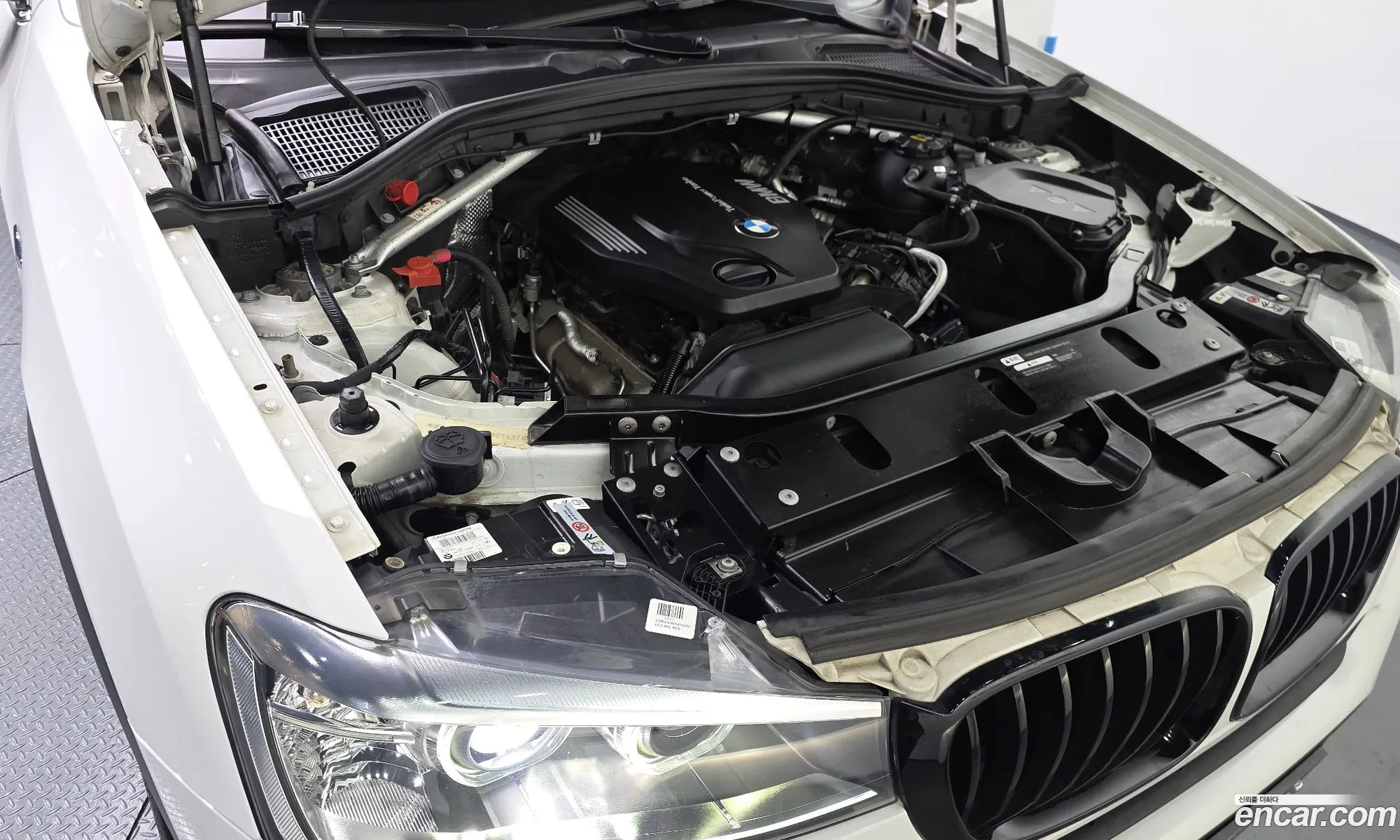 BMW X4 2017 WBAXX1102H0W05497 — 4