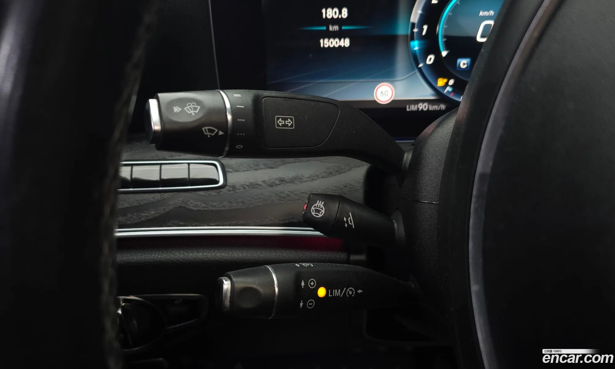 Mercedes-Benz E-Class W213 2018 — 17