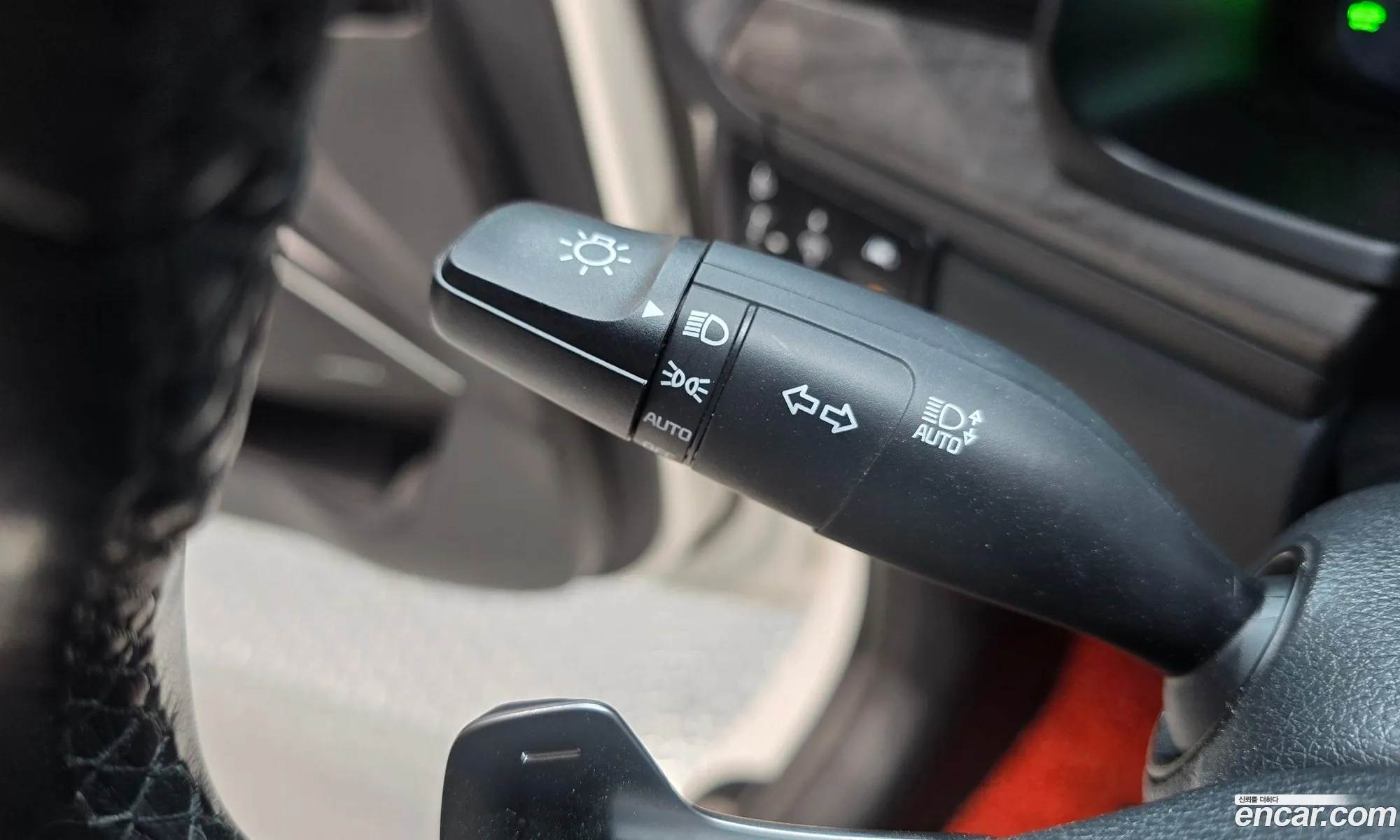 Kia K7 Premier Hybrid 2019 — 25