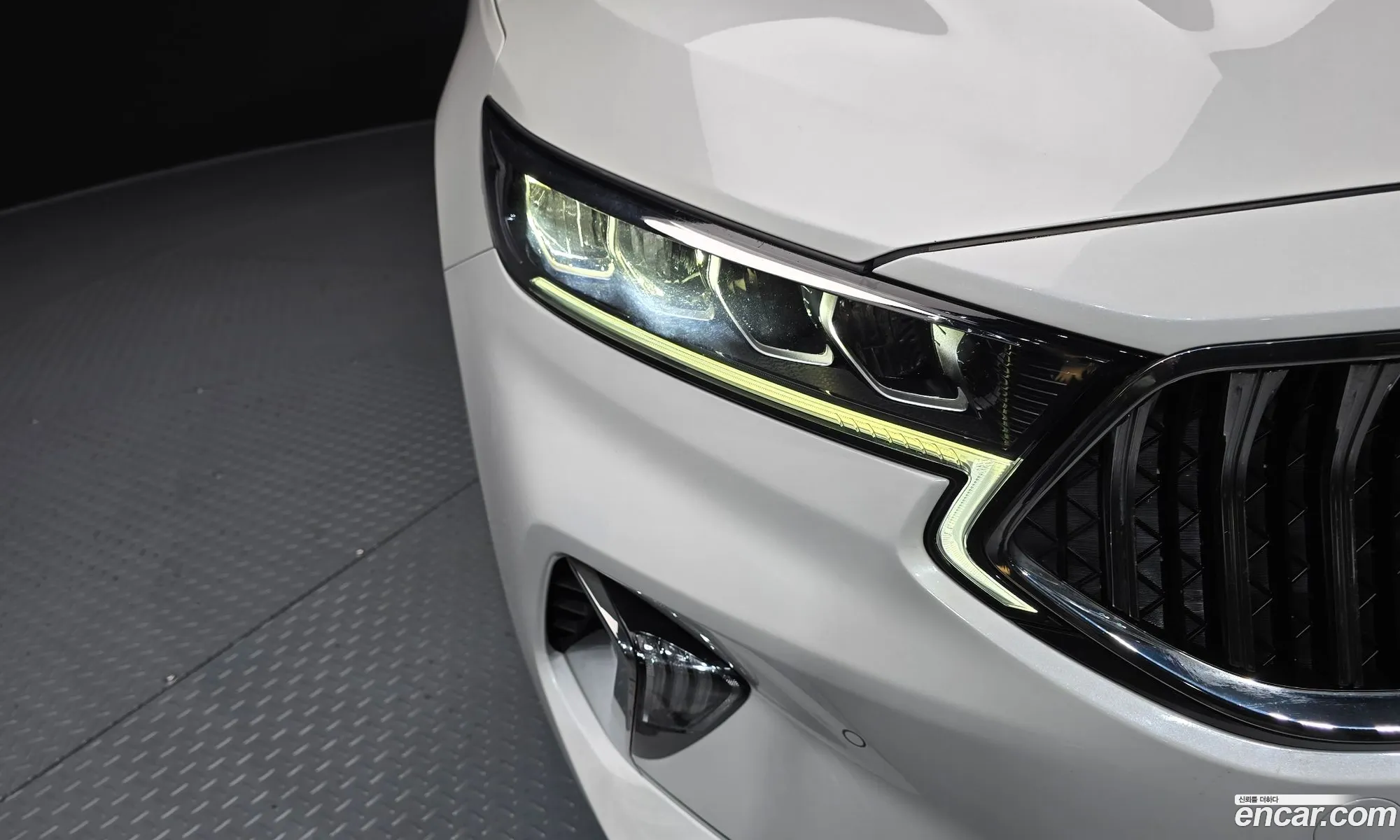 Kia K7 Premier Hybrid 2019 — 30
